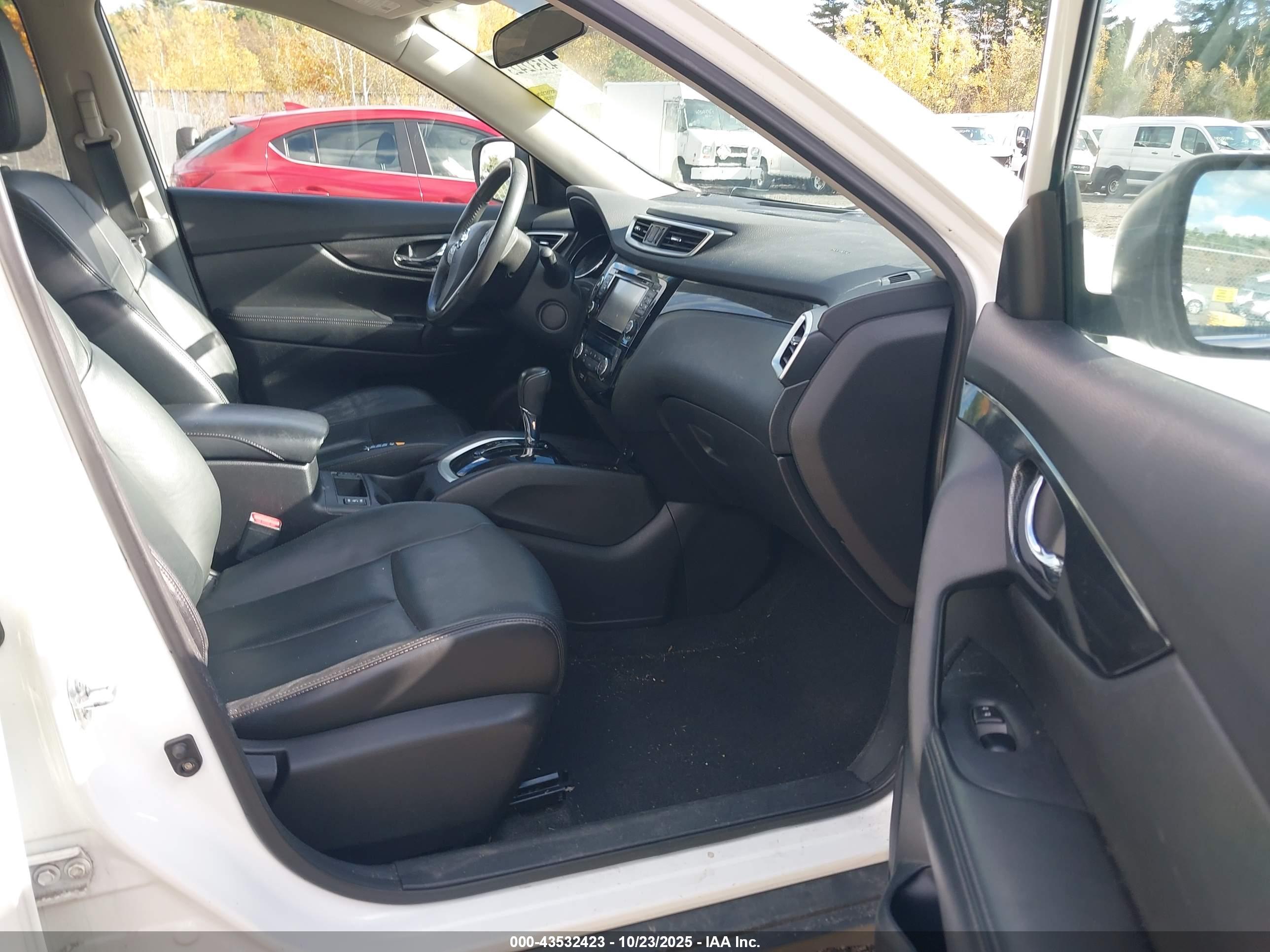 NISSAN ROGUE image 5