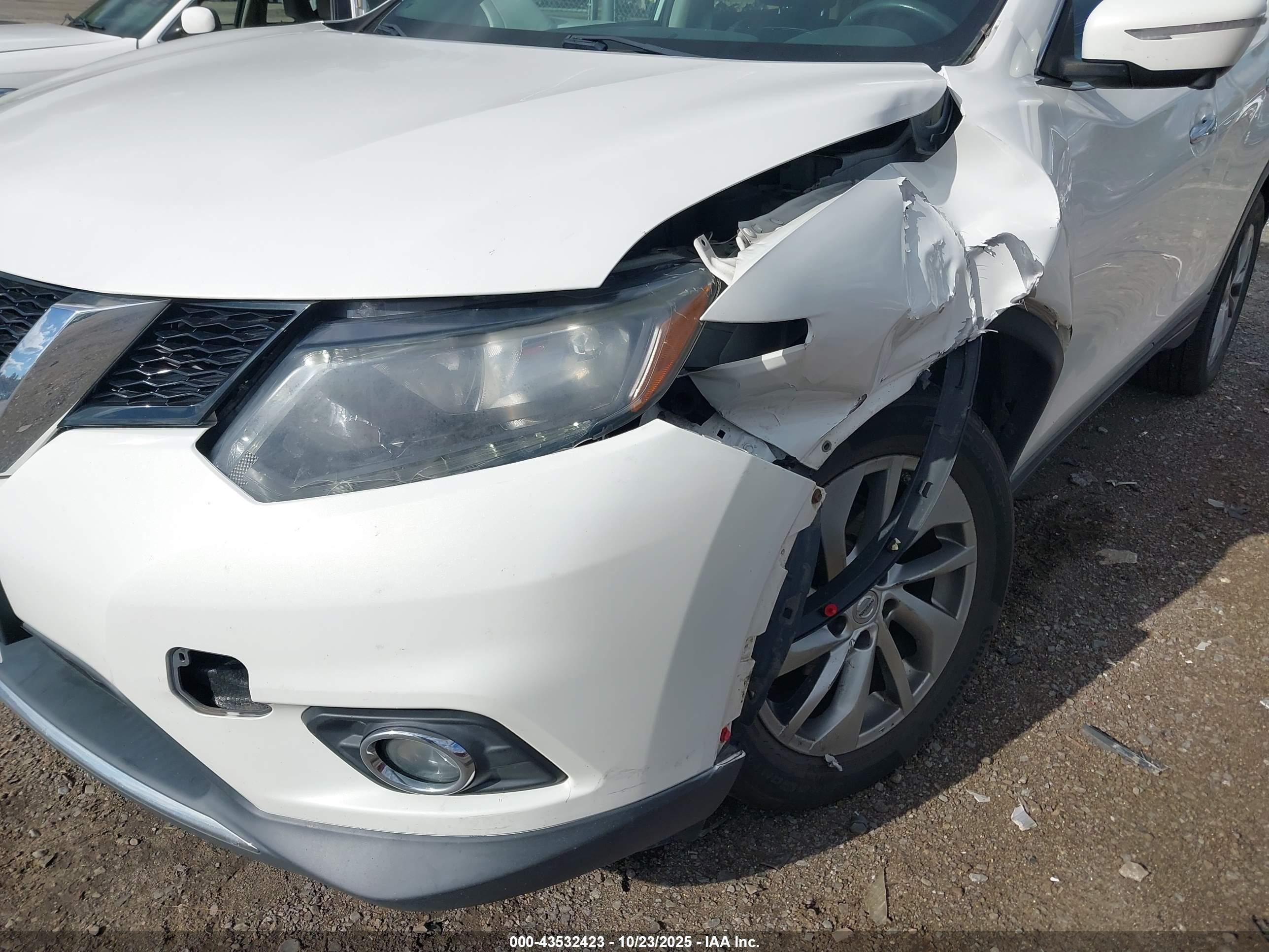 NISSAN ROGUE image 6