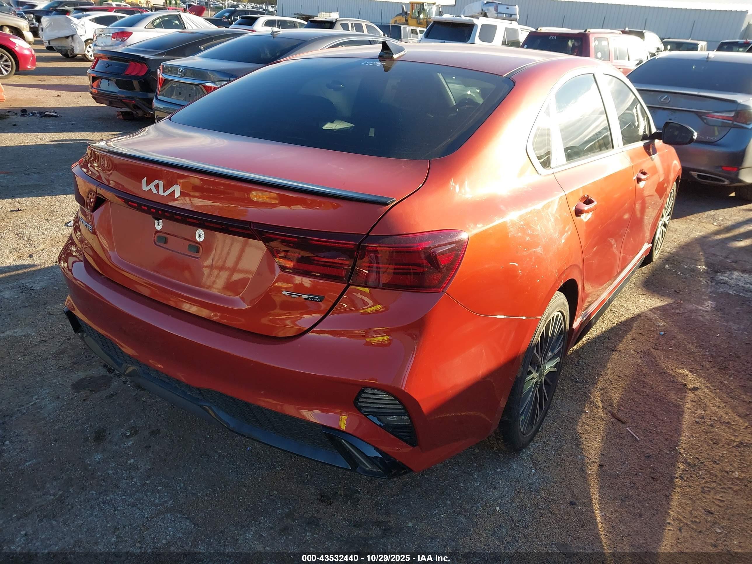 KIA FORTE image 4
