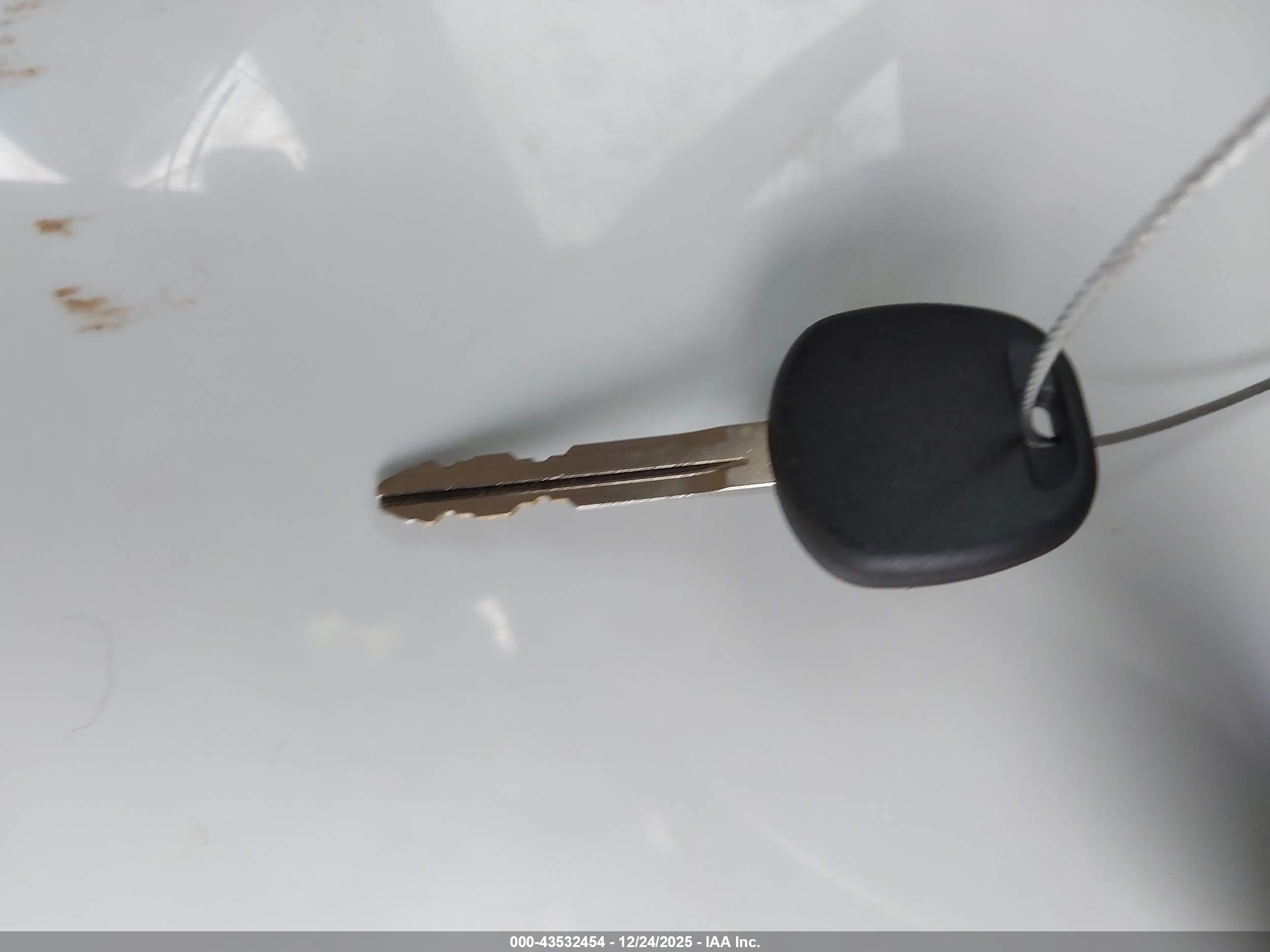 TOYOTA CAMRY image 11