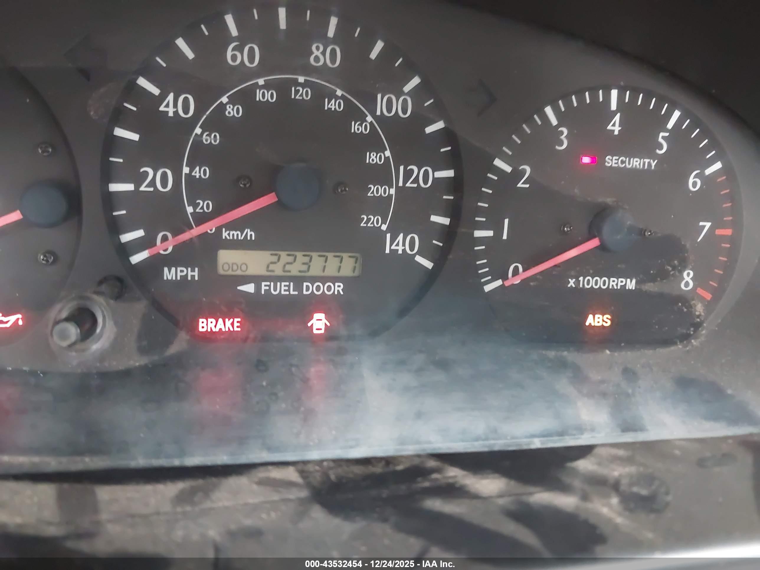 TOYOTA CAMRY image 7