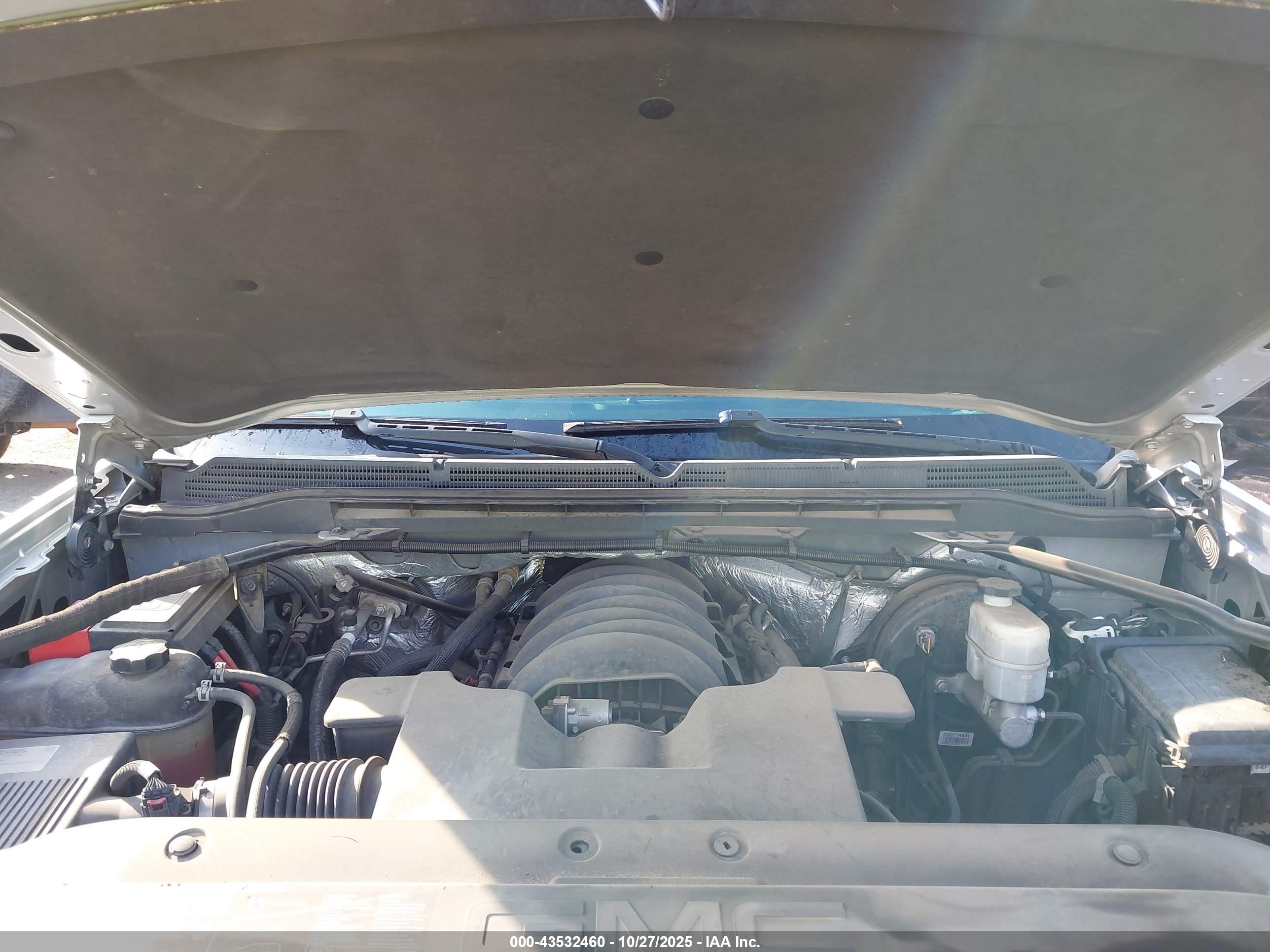GMC SIERRA image 10