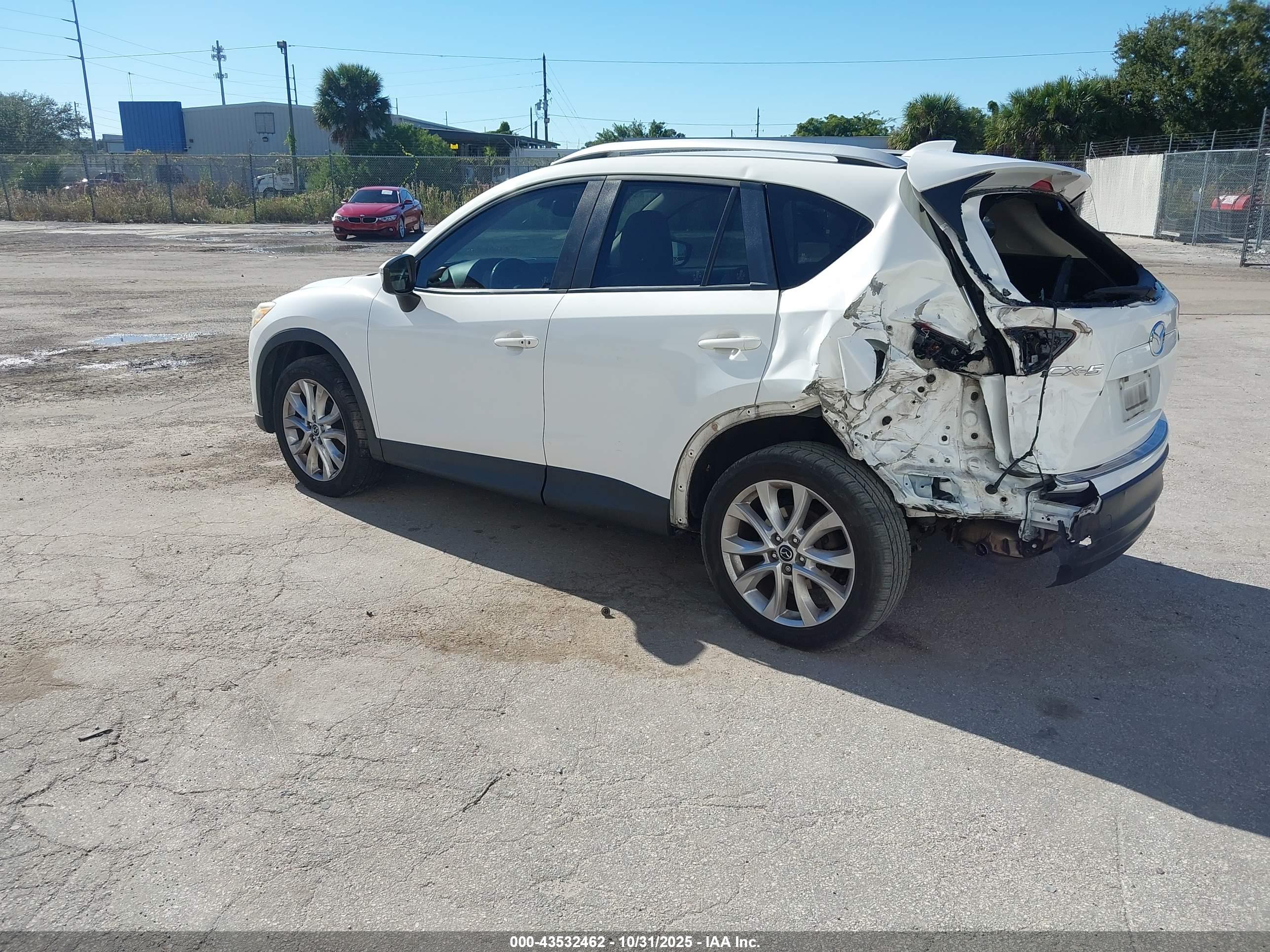 MAZDA CX-5 image 3