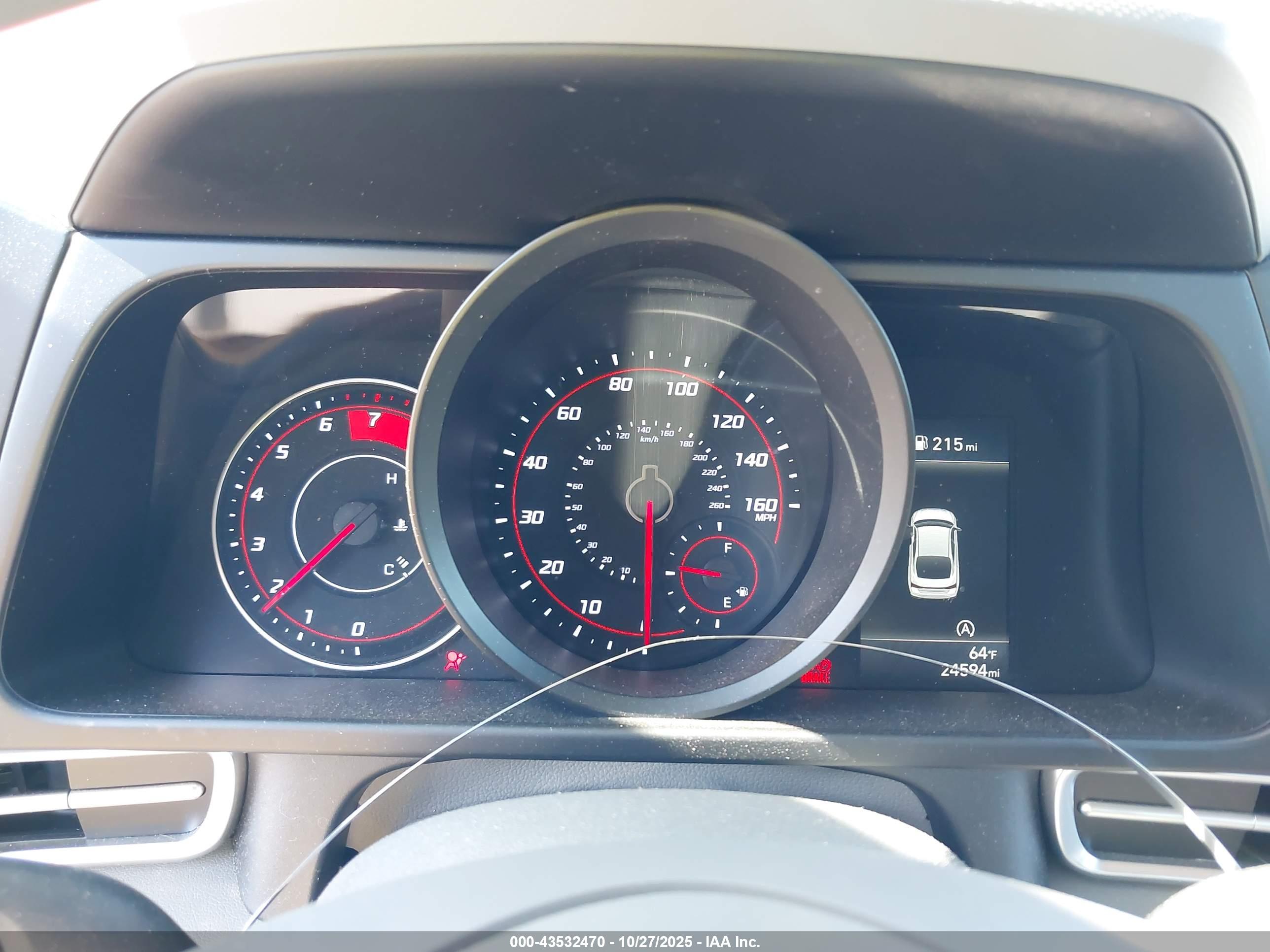 HYUNDAI ELANTRA image 7