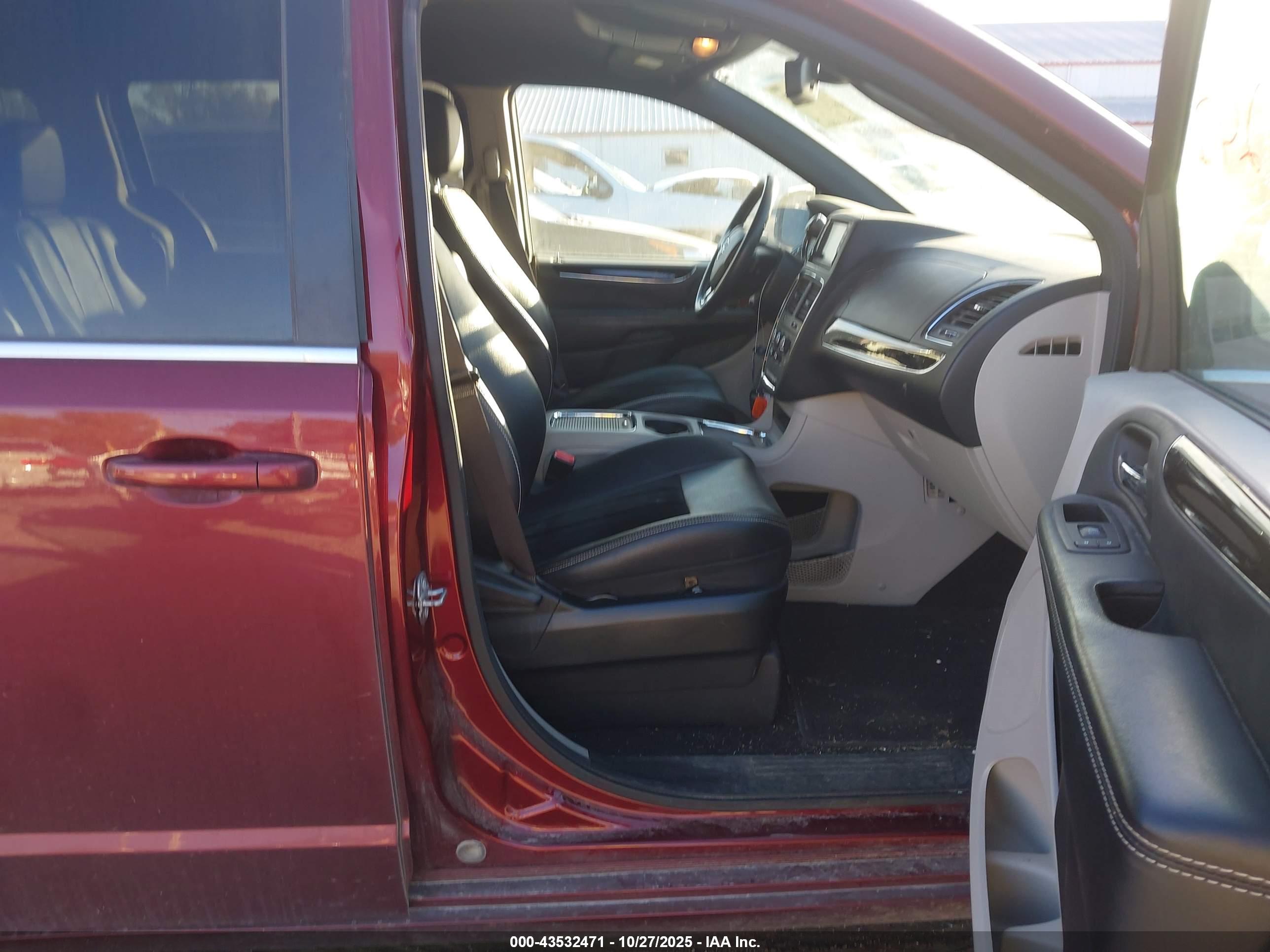 DODGE GRAND image 5