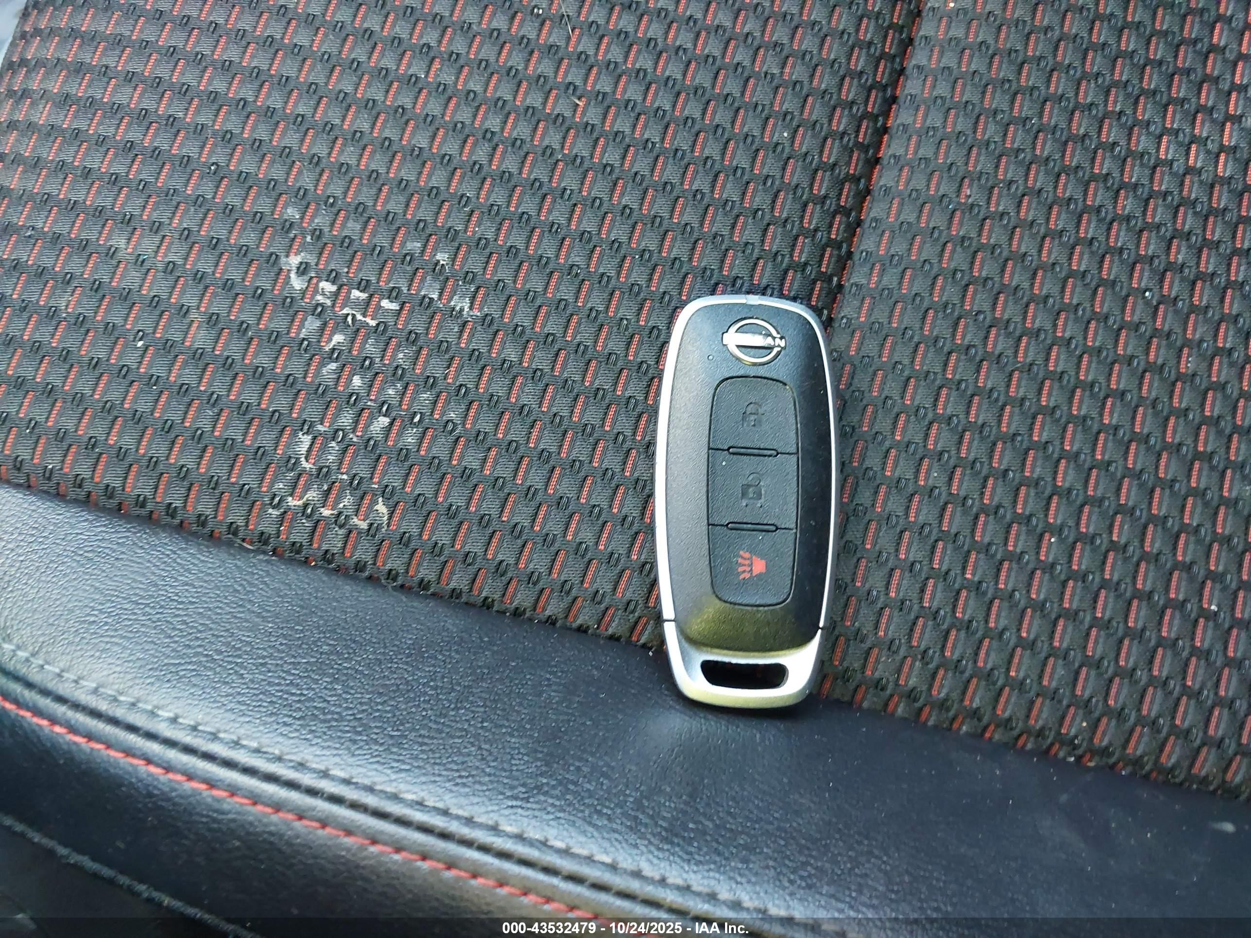 NISSAN KICKS image 11