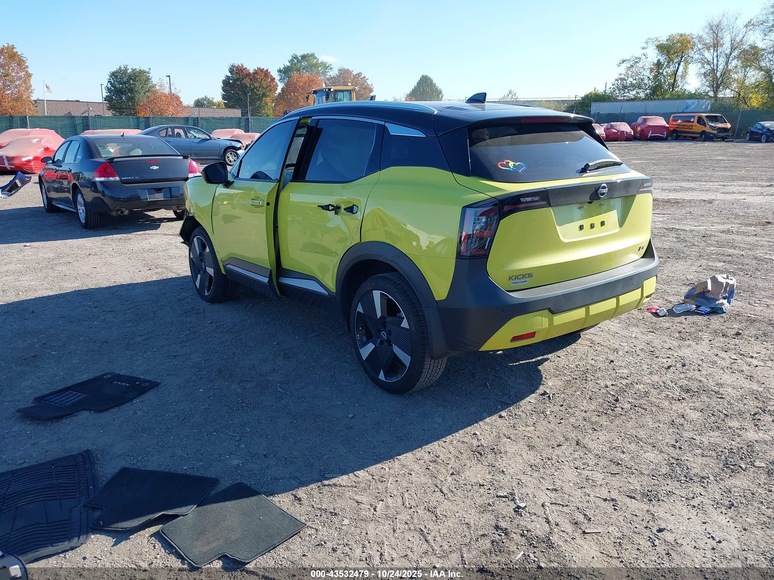 NISSAN KICKS image 3
