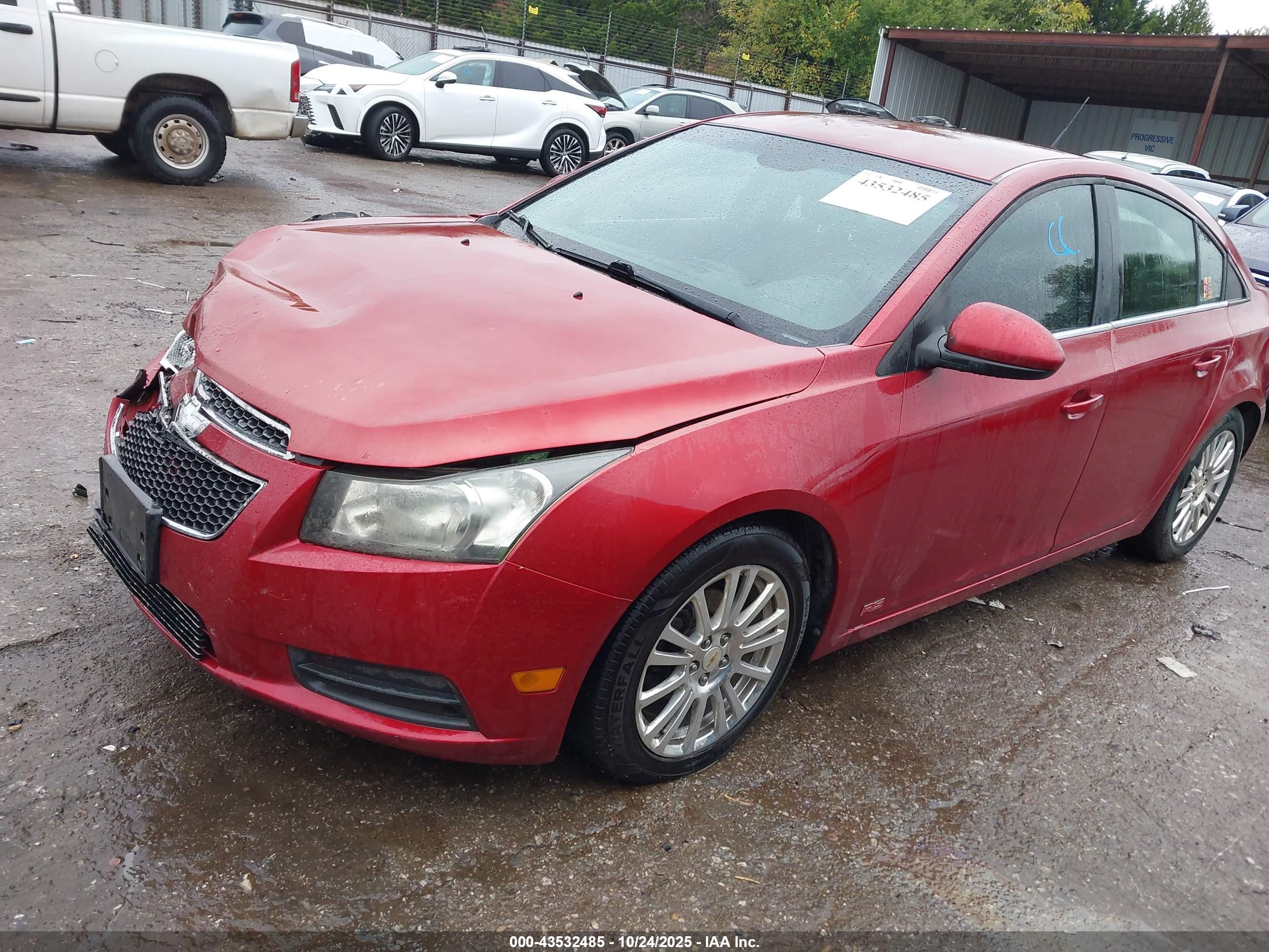 CHEVROLET CRUZE image 2