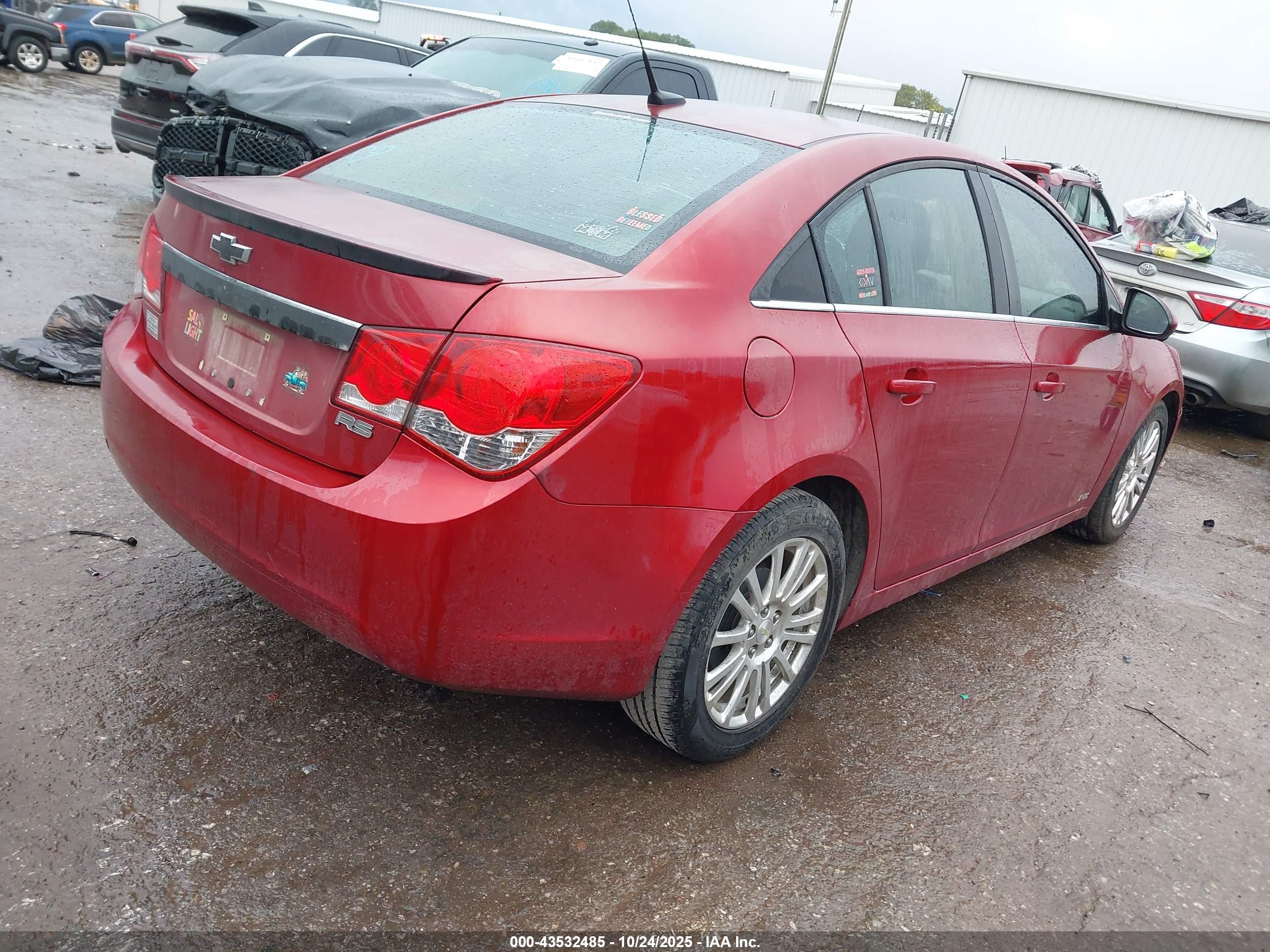 CHEVROLET CRUZE image 4