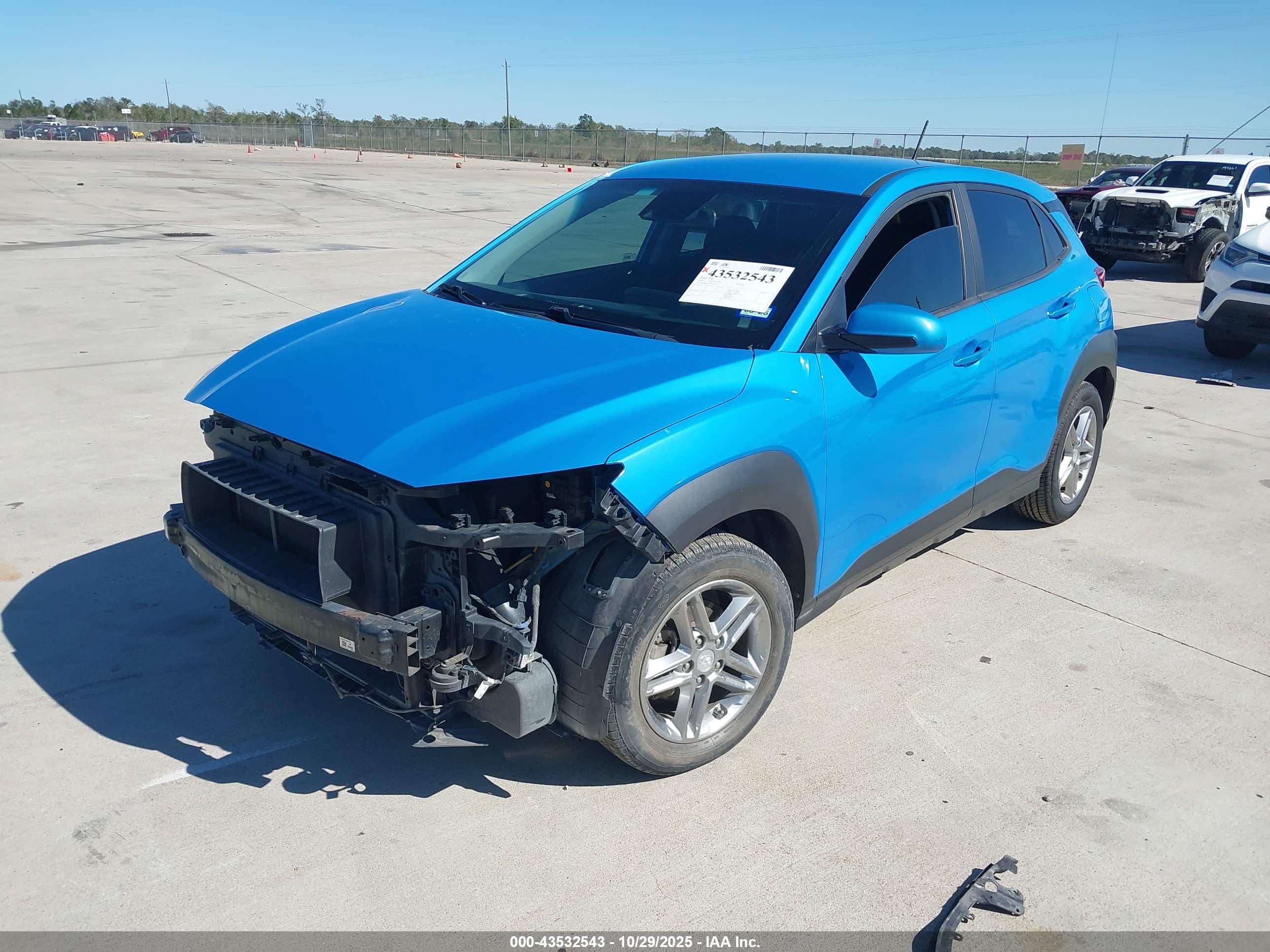 HYUNDAI KONA image 6