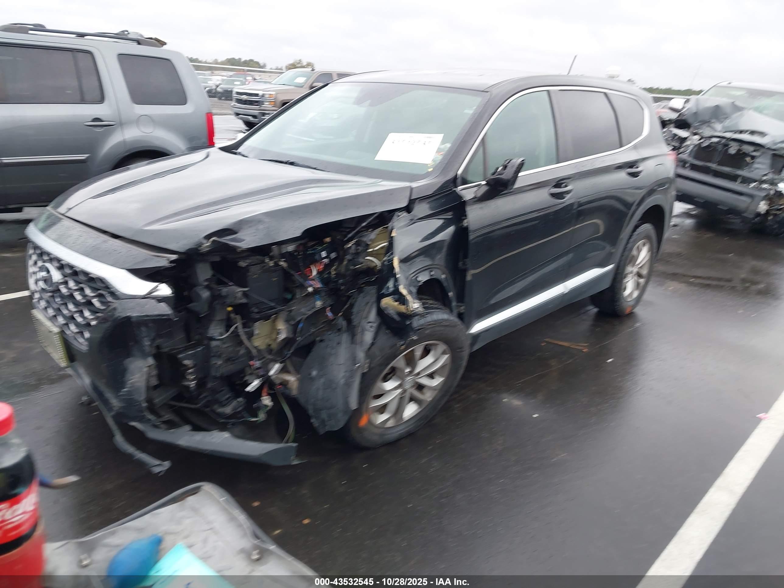 HYUNDAI SANTA image 2