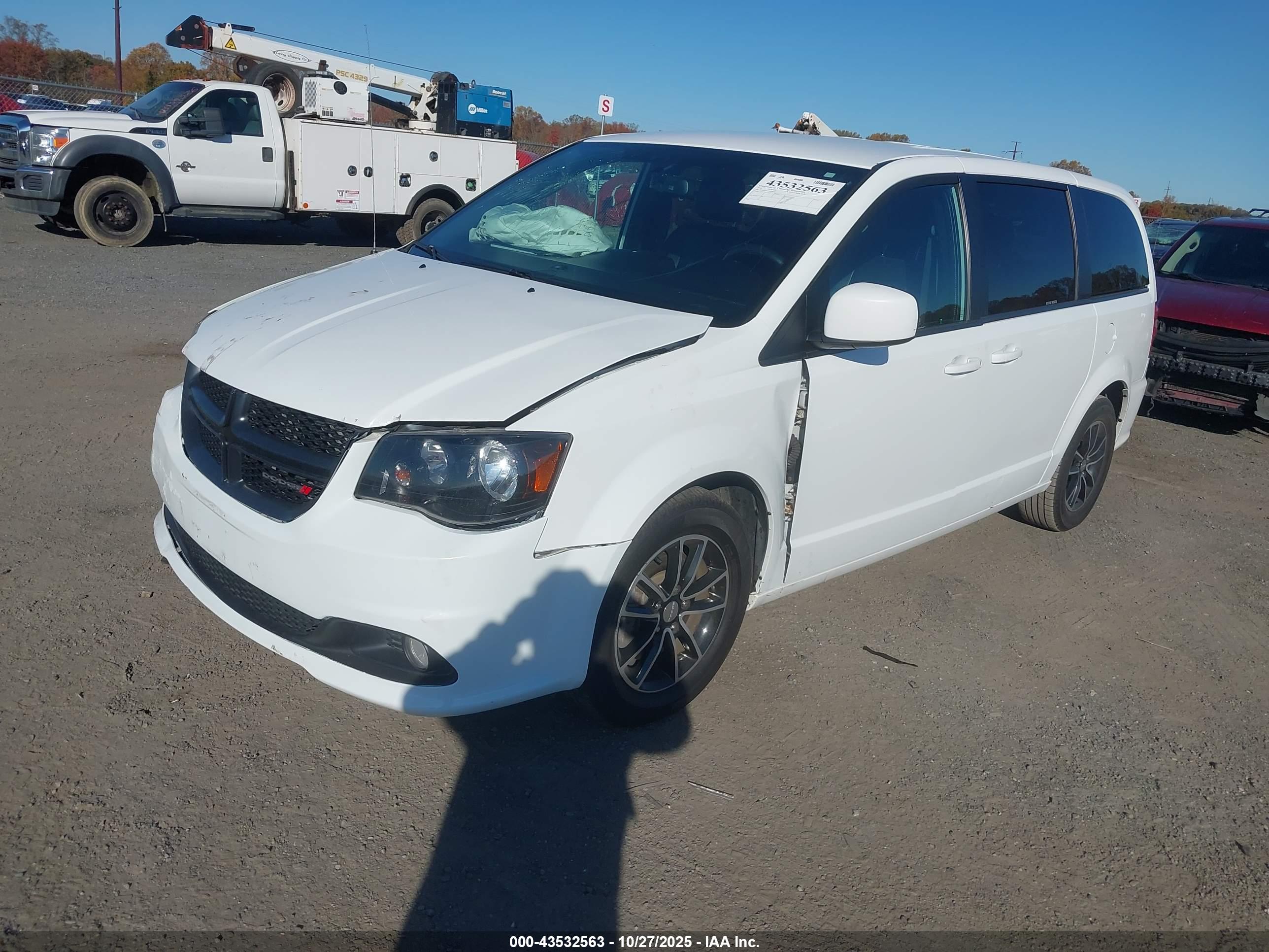 DODGE GRAND image 2