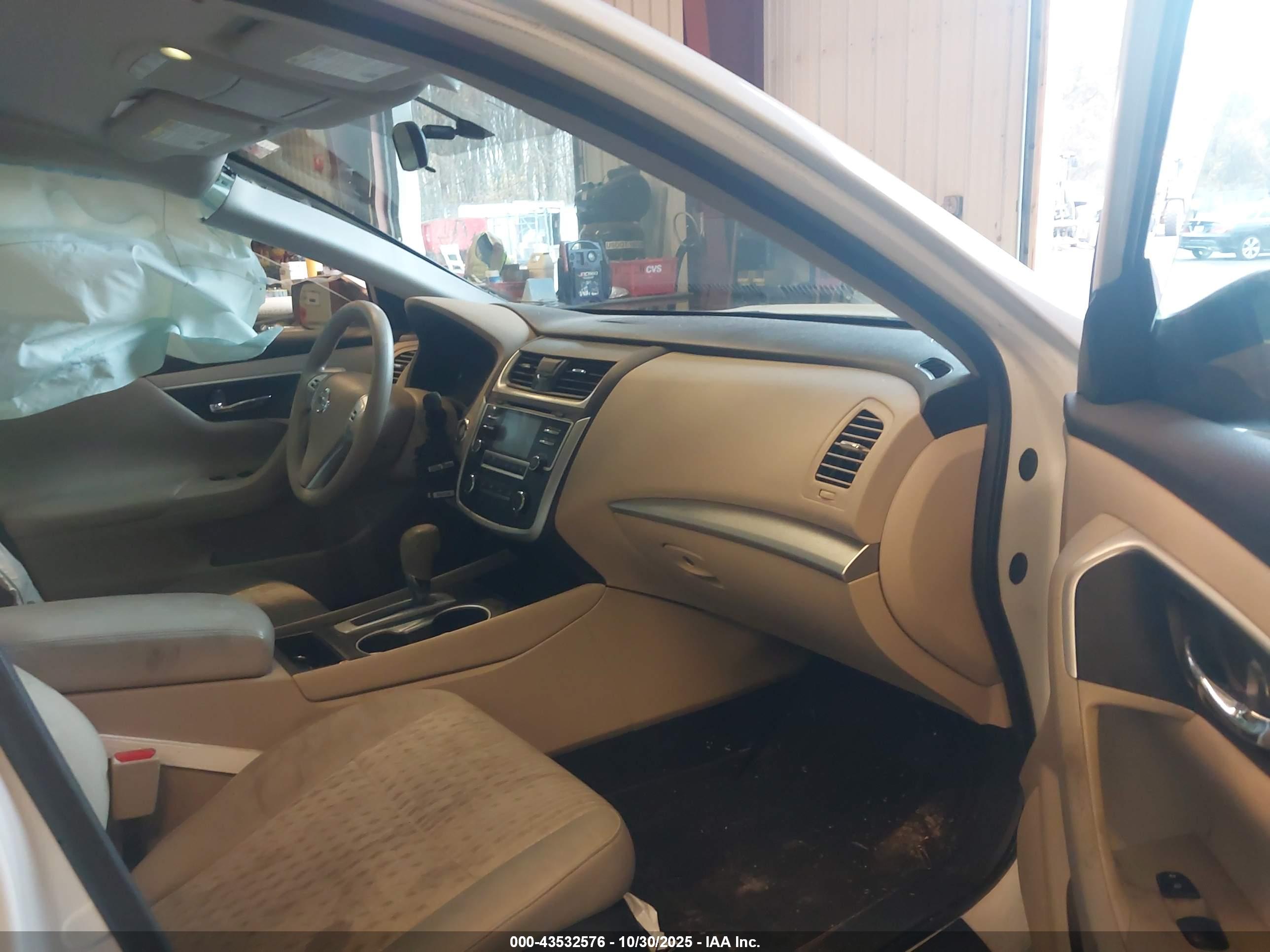 NISSAN ALTIMA image 5
