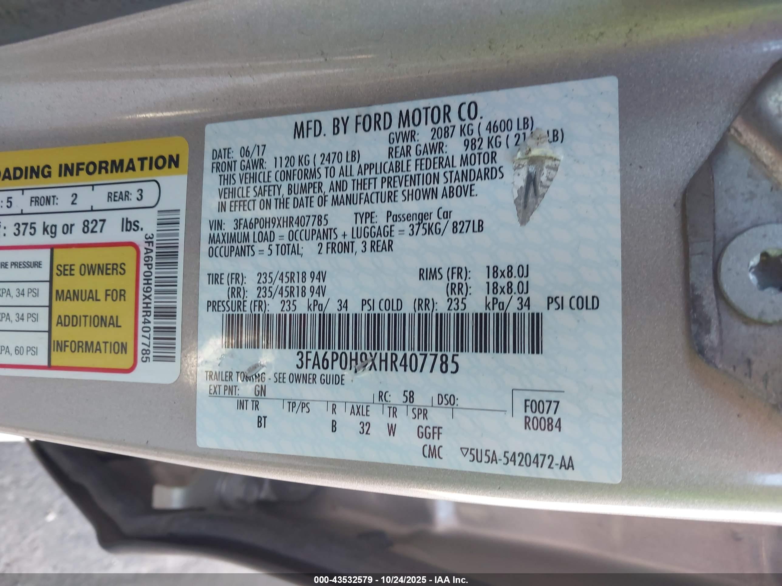 FORD FUSION image 9