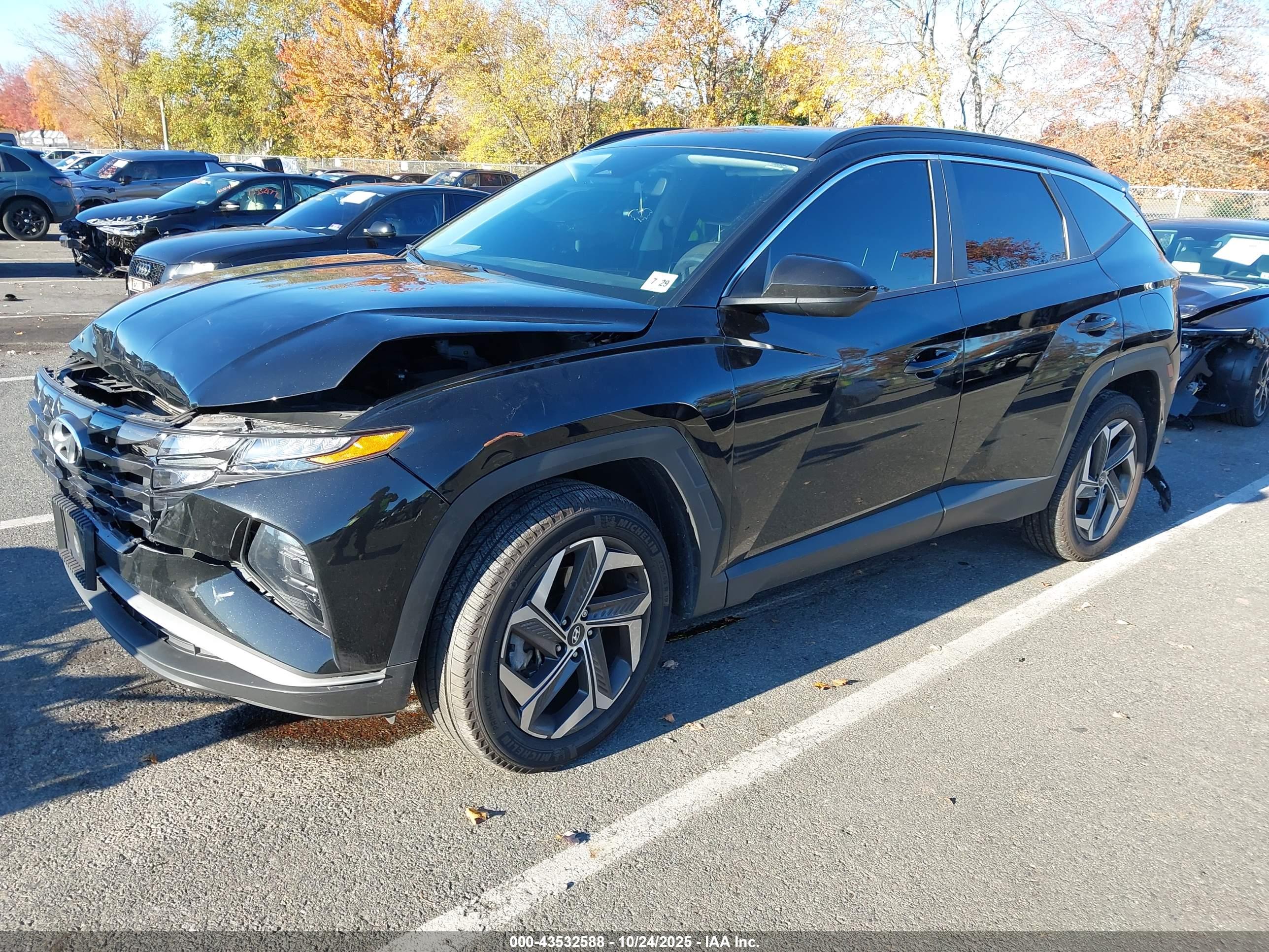 HYUNDAI TUCSON image 2