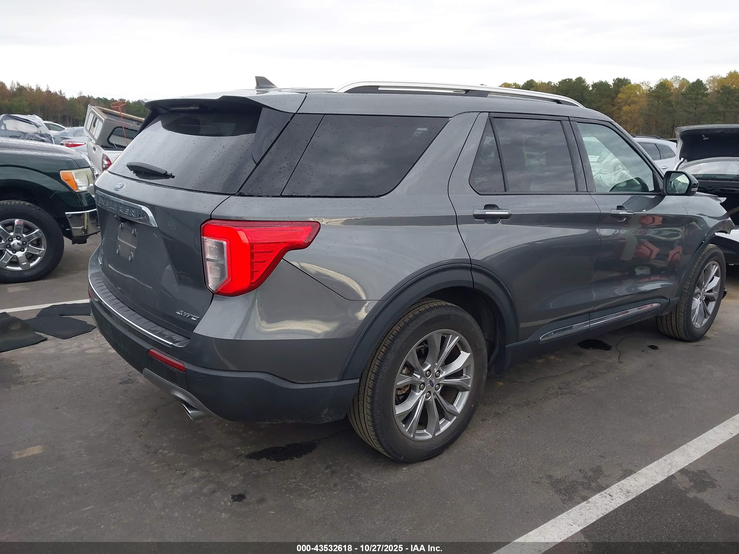 FORD EXPLORER image 4
