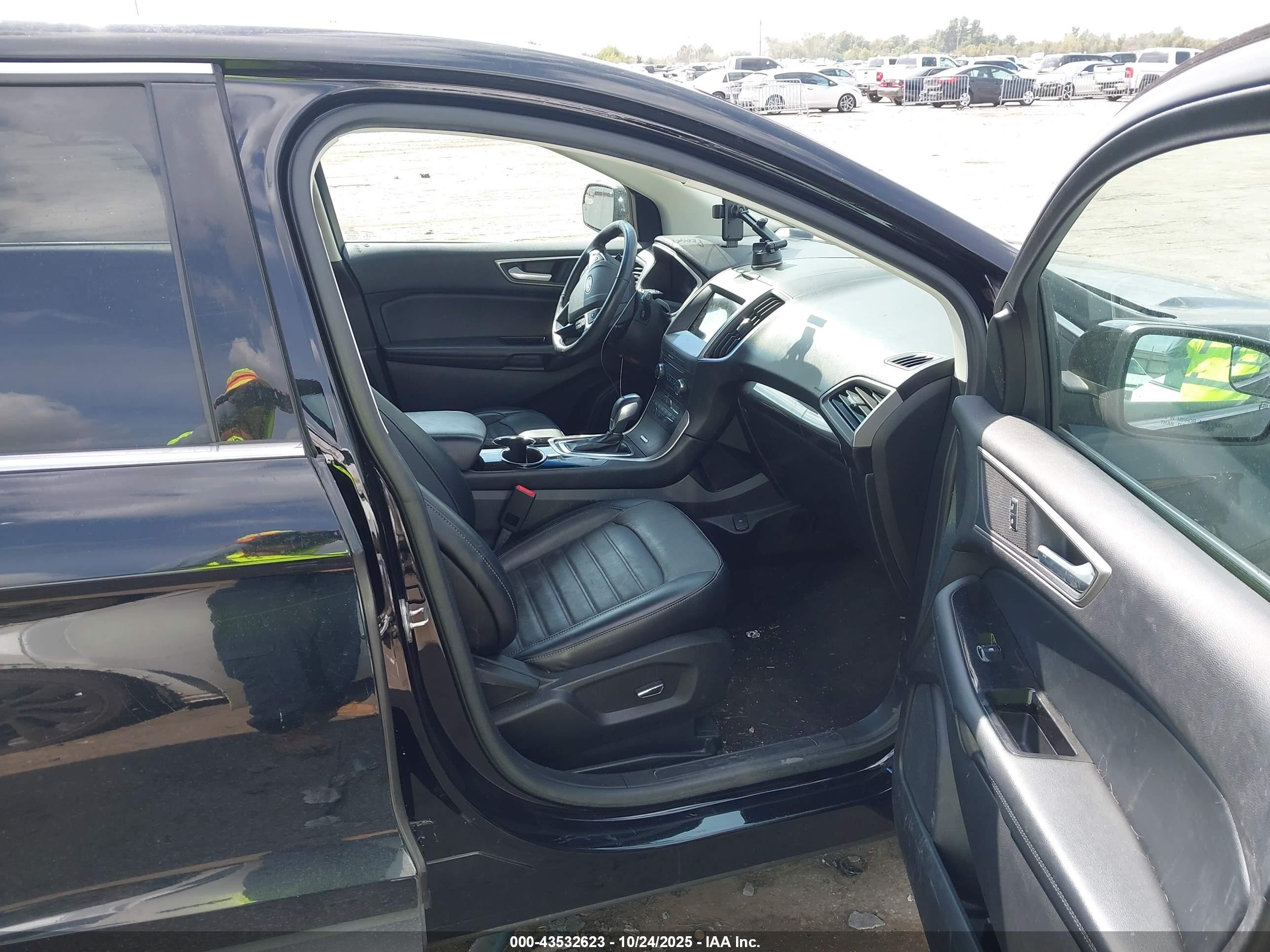 FORD EDGE image 5