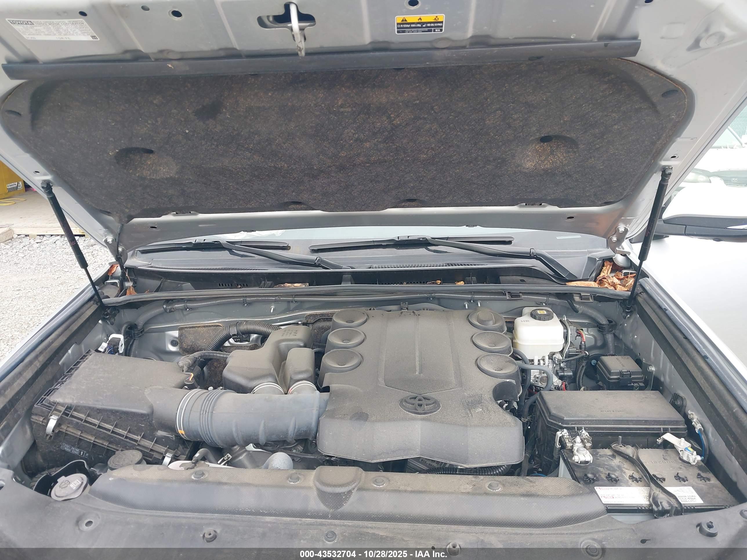 TOYOTA 4RUNNER image 10