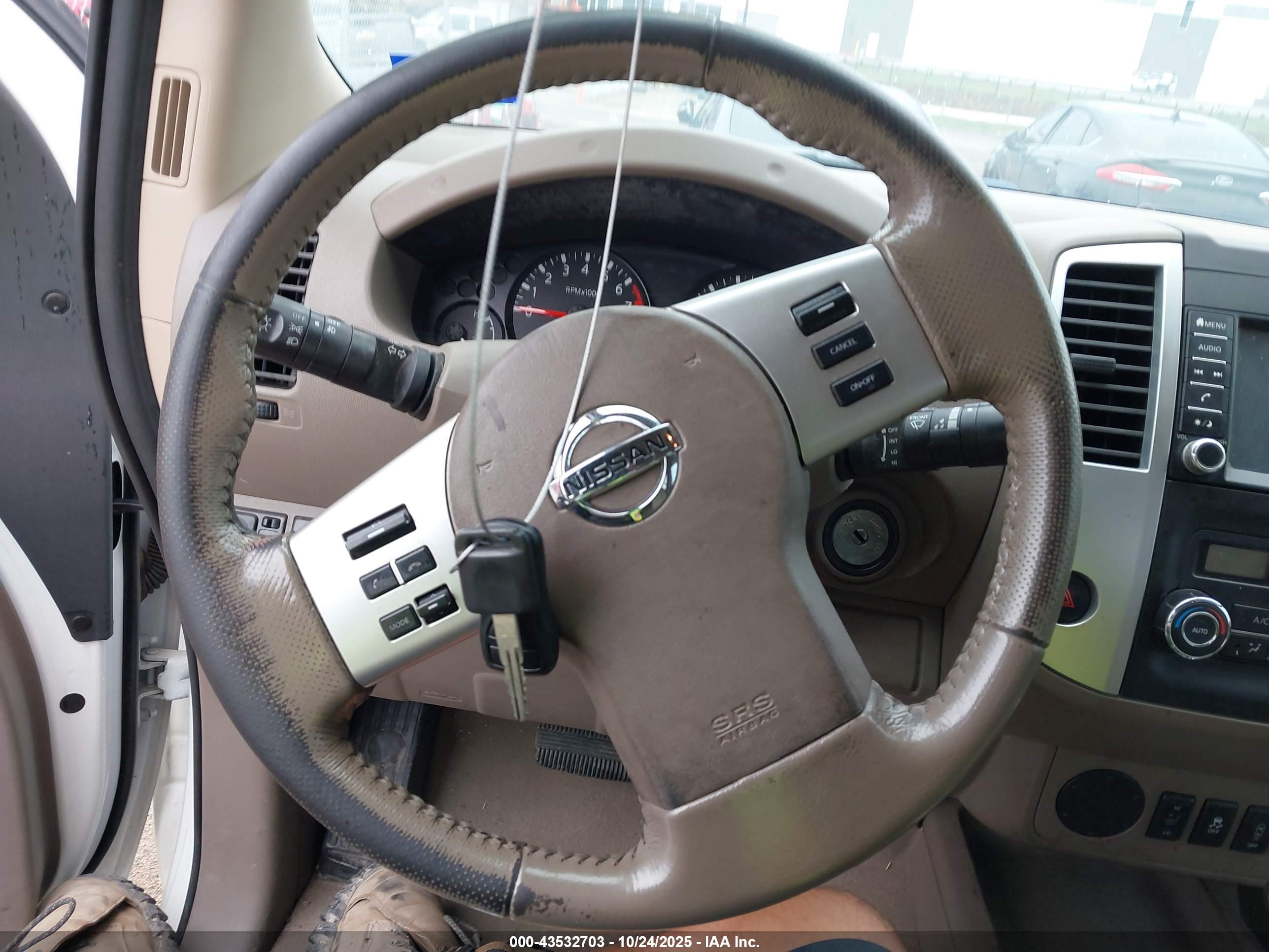 NISSAN FRONTIER image 11