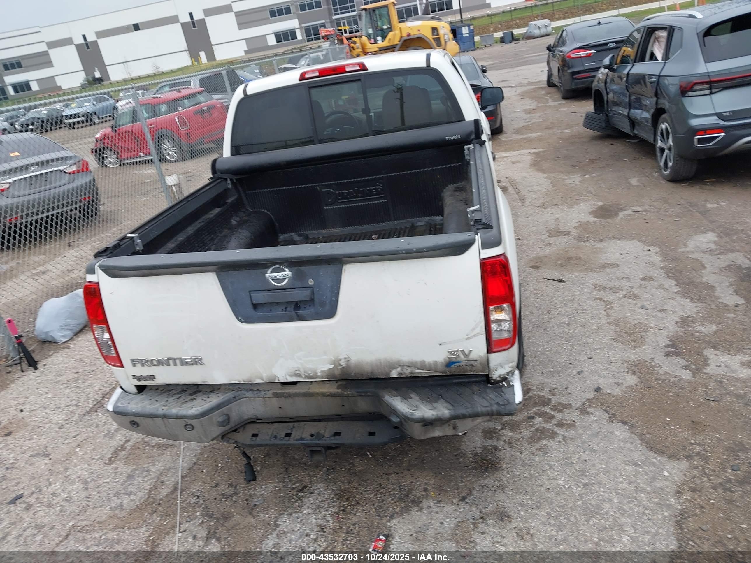 NISSAN FRONTIER image 6