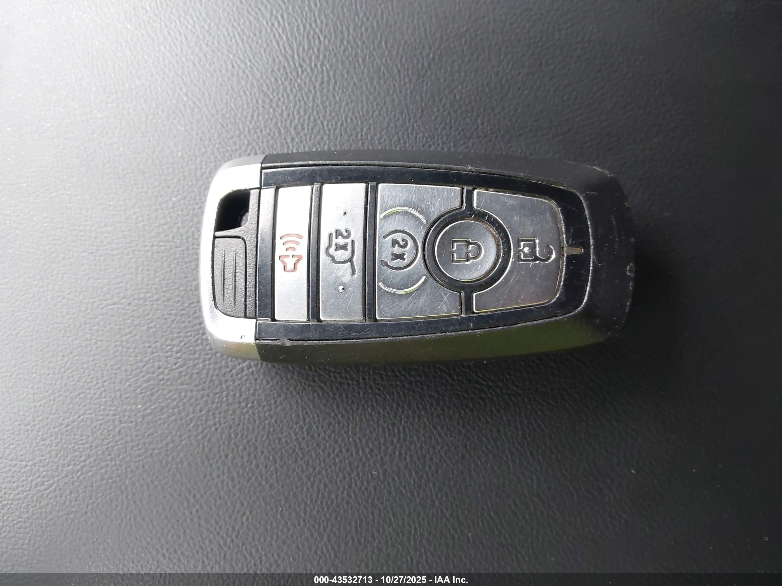 FORD EXPLORER image 11