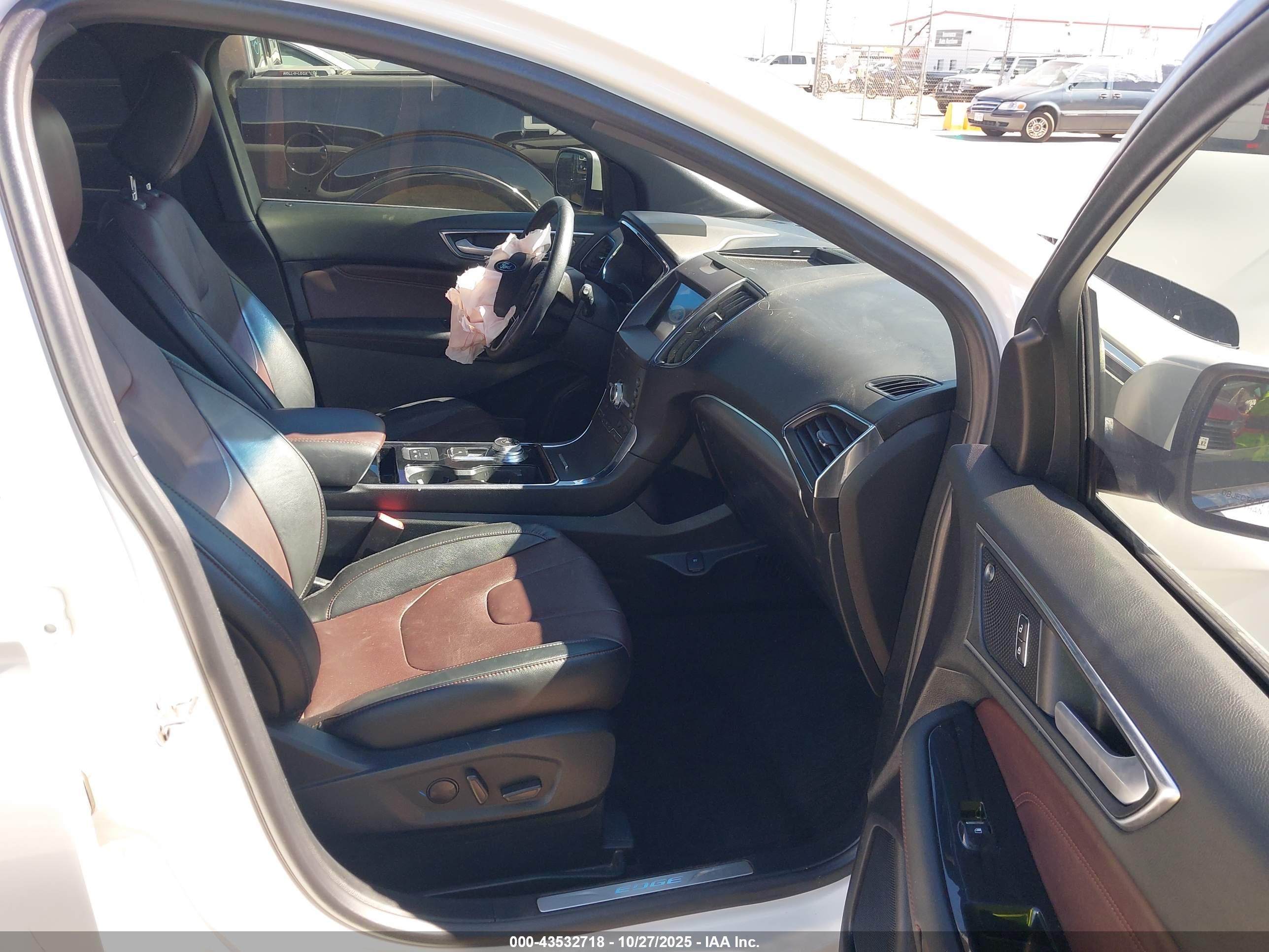 FORD EDGE image 5