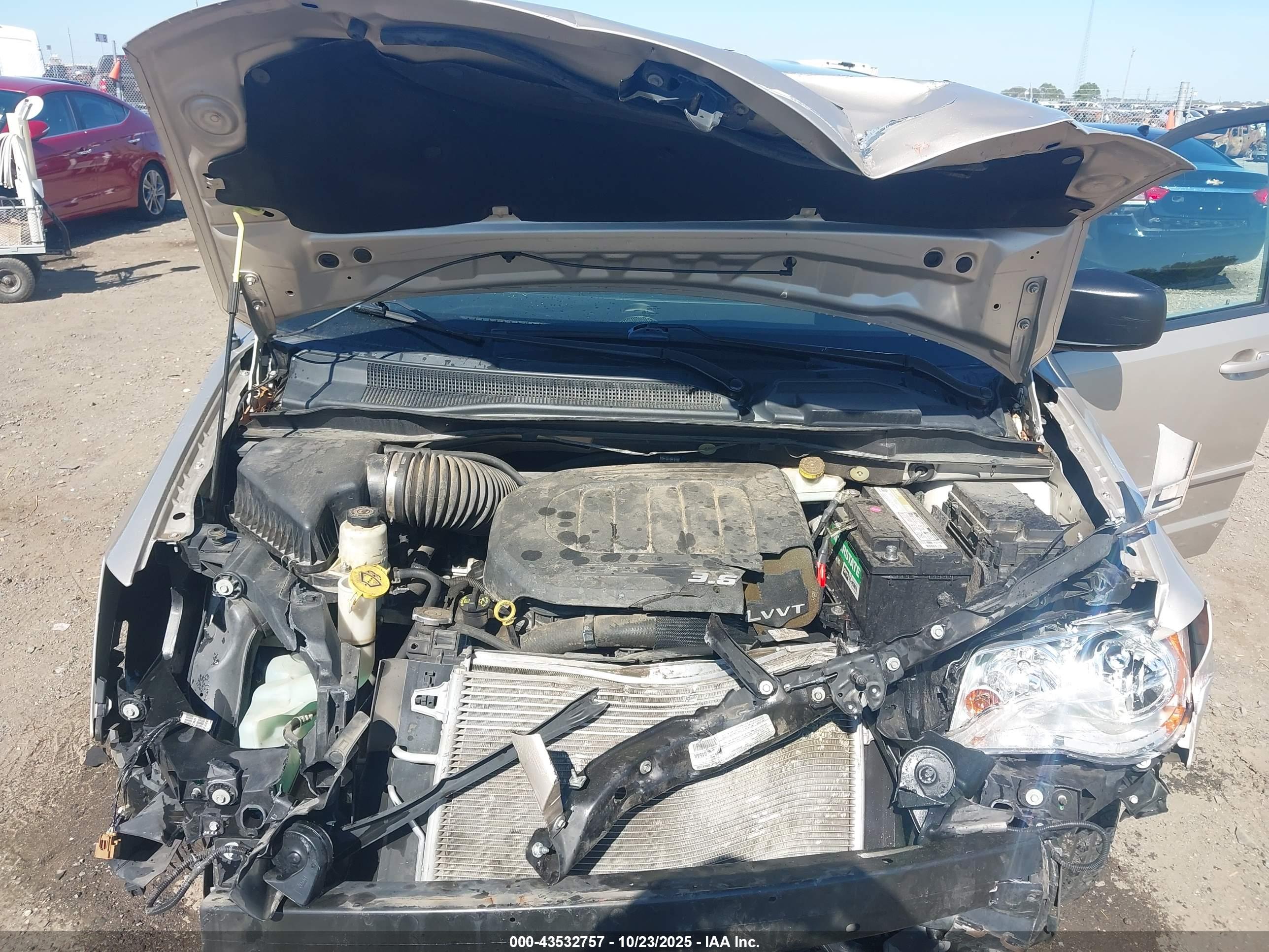 DODGE GRAND image 10