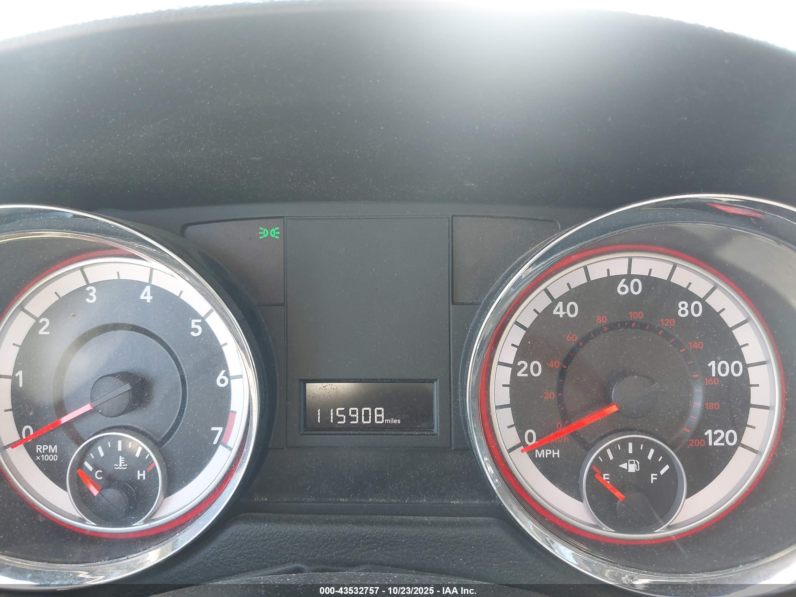 DODGE GRAND image 7