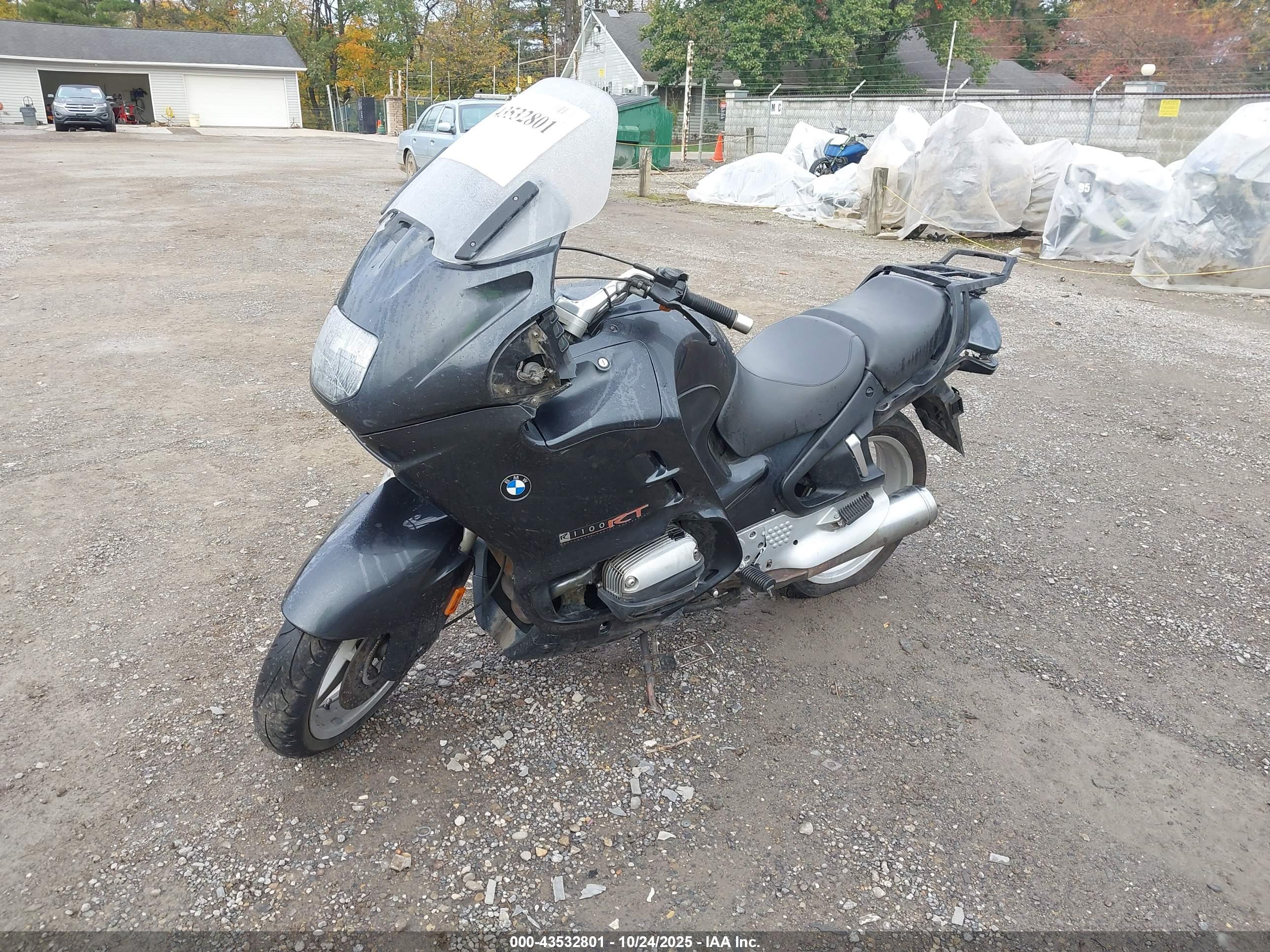 BMW R1100 image 2
