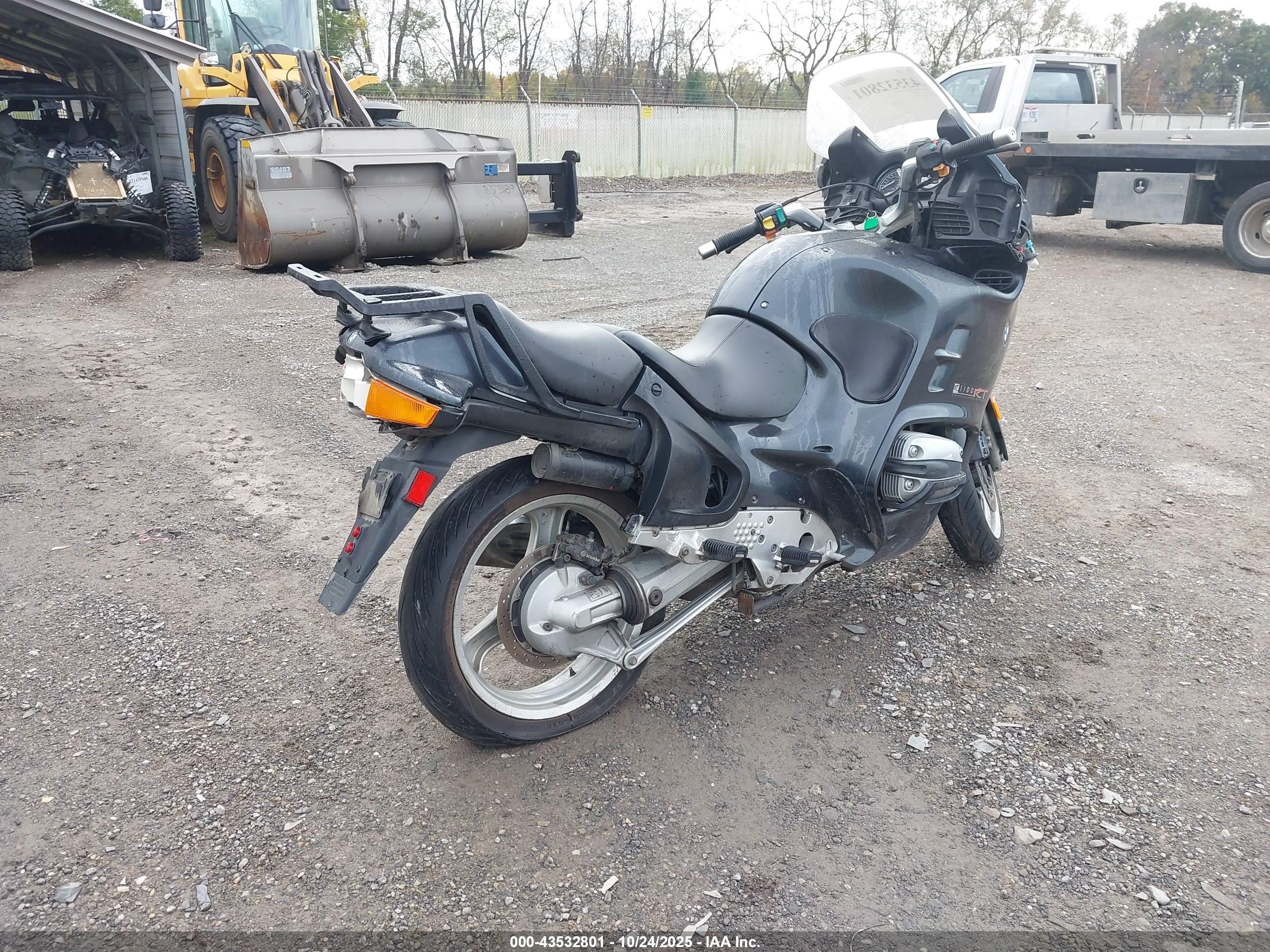 BMW R1100 image 4