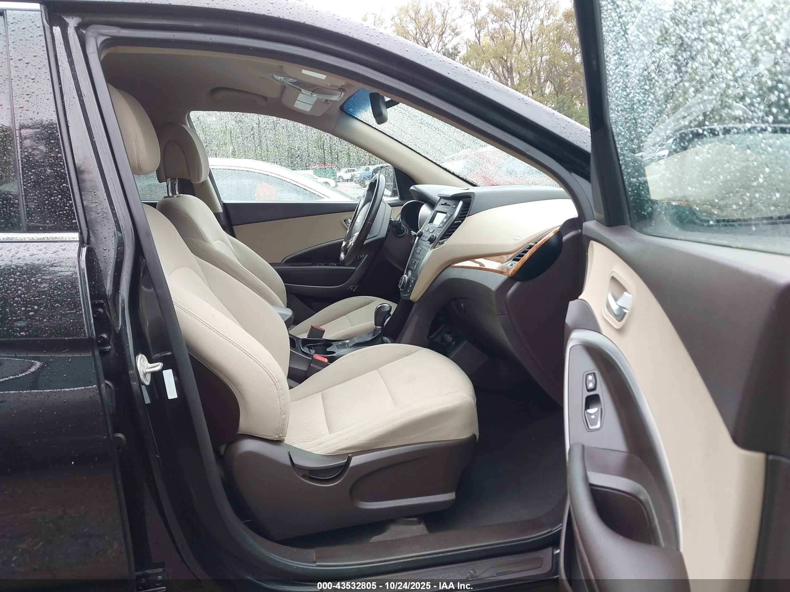 HYUNDAI SANTA image 5