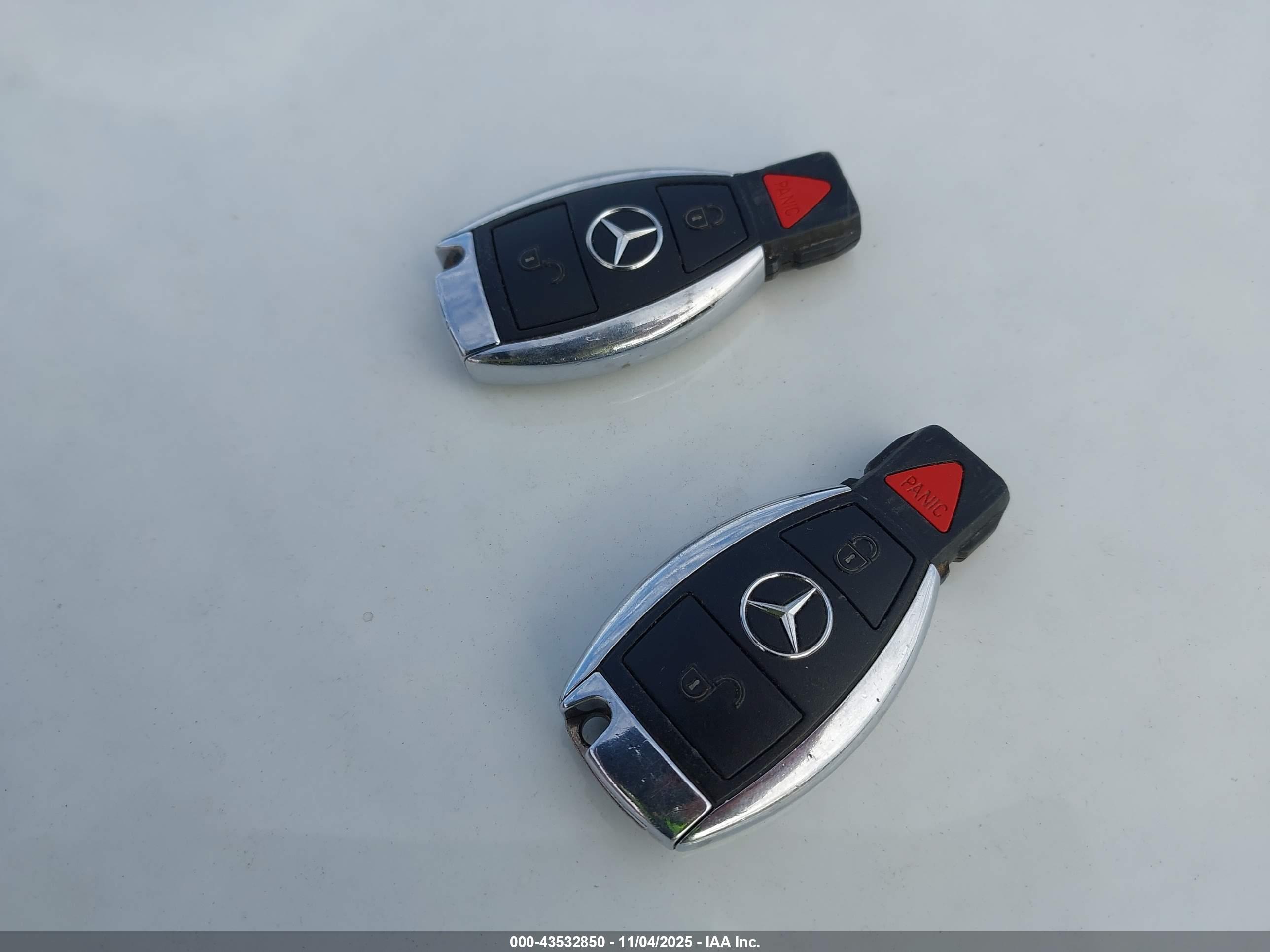 MERCEDES-BENZ GLK image 11