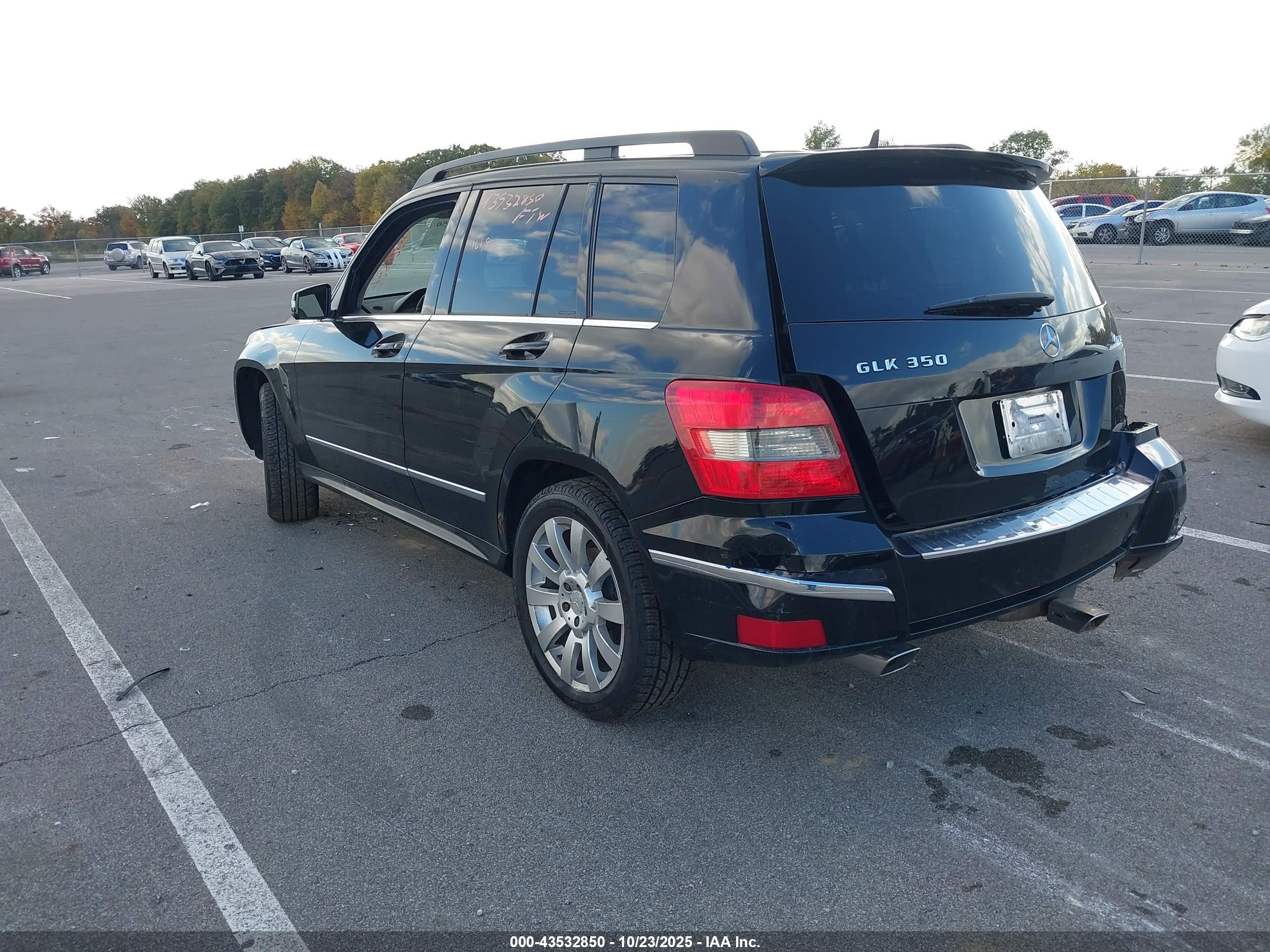 MERCEDES-BENZ GLK image 3