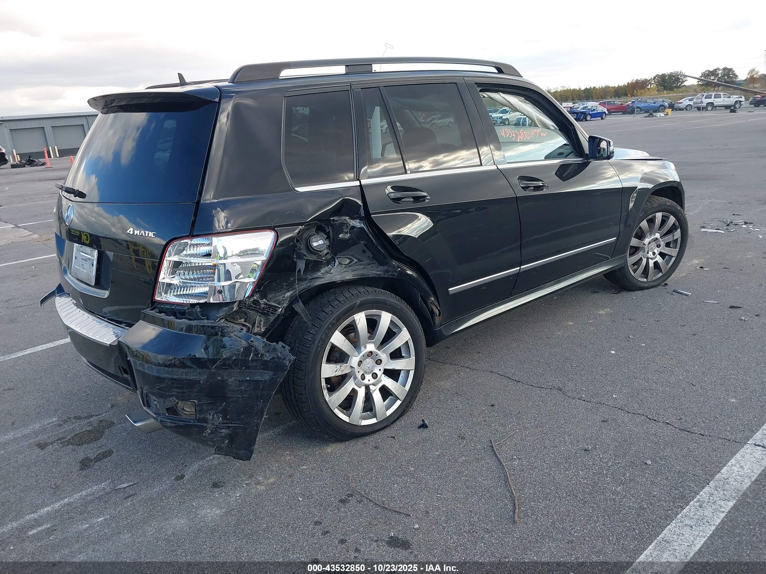 MERCEDES-BENZ GLK image 4