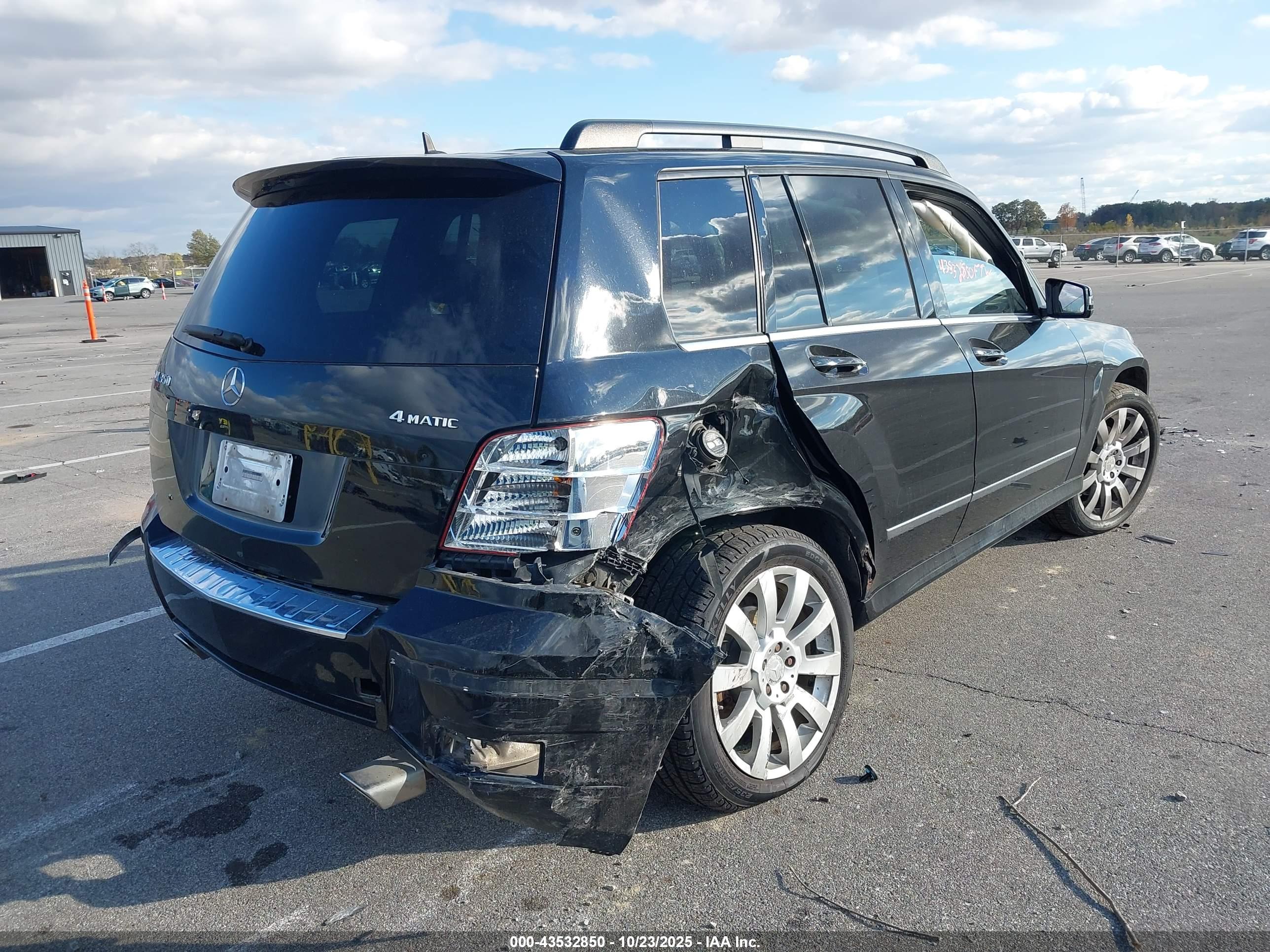 MERCEDES-BENZ GLK image 6