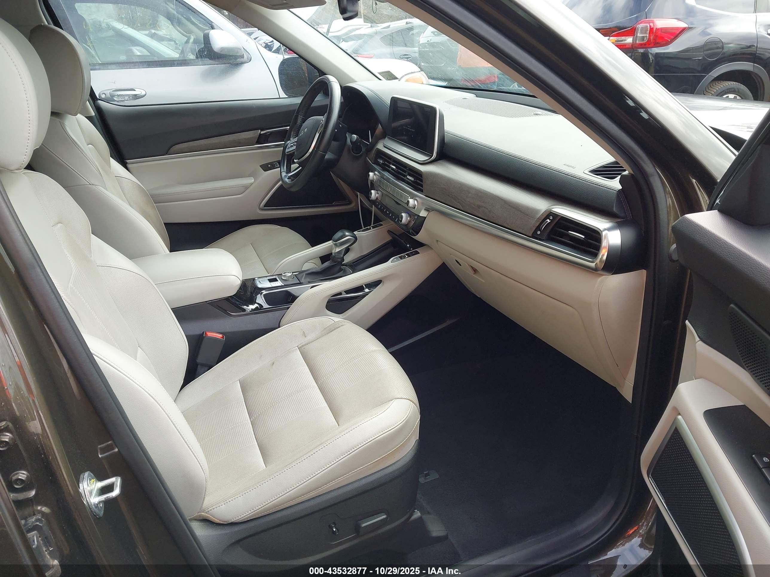 KIA TELLURIDE image 5