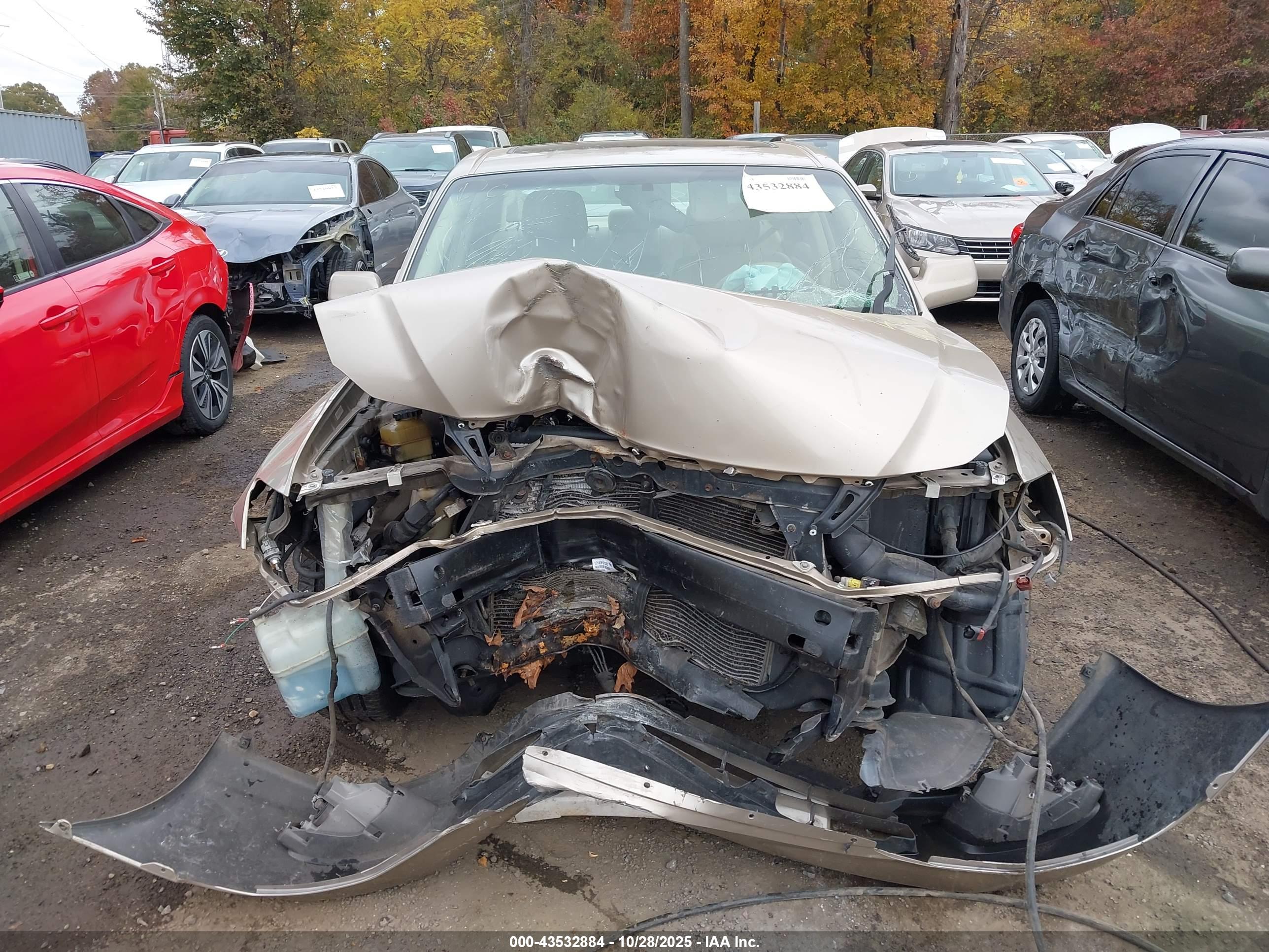 TOYOTA AVALON image 10