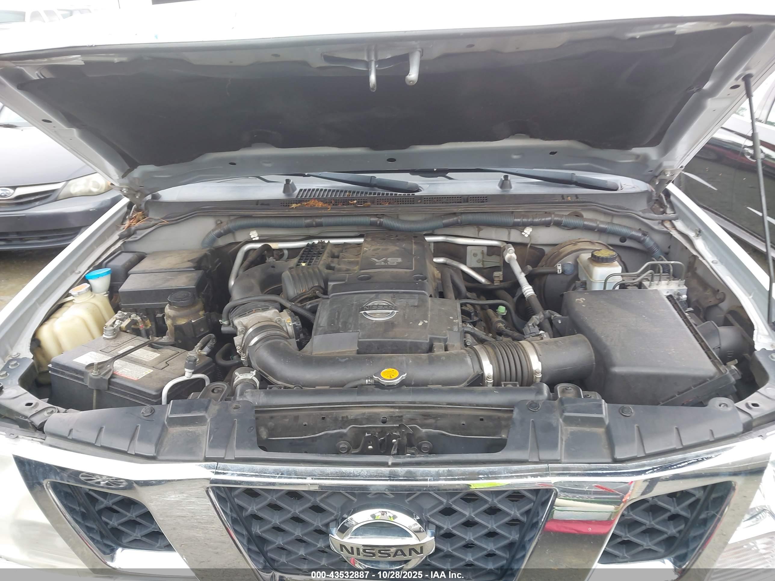 NISSAN FRONTIER image 10