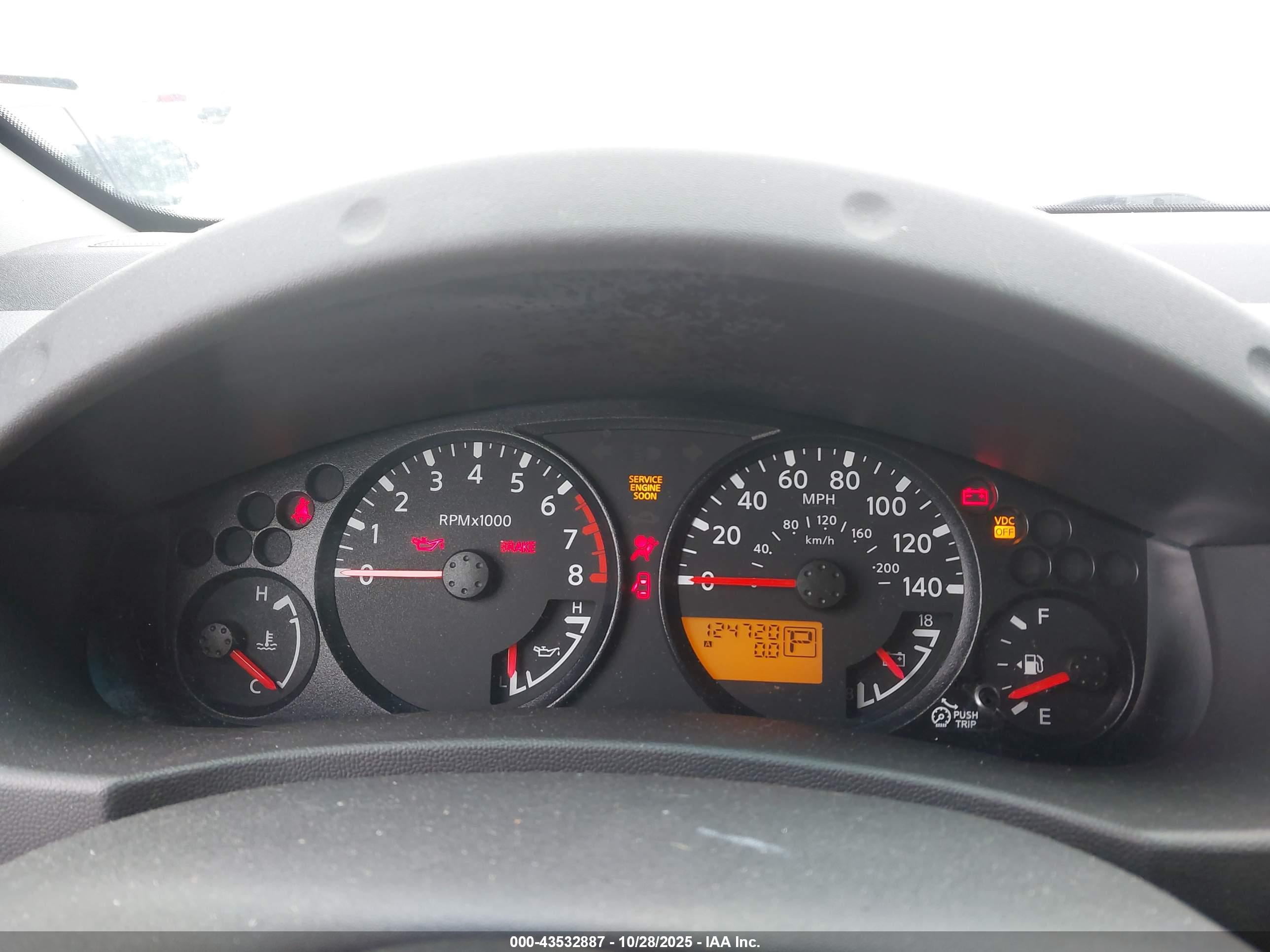 NISSAN FRONTIER image 7
