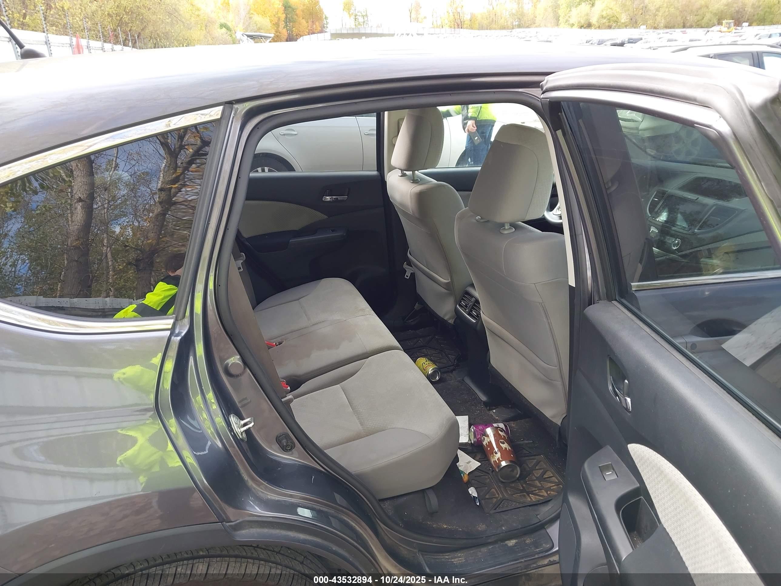 HONDA CR-V image 8