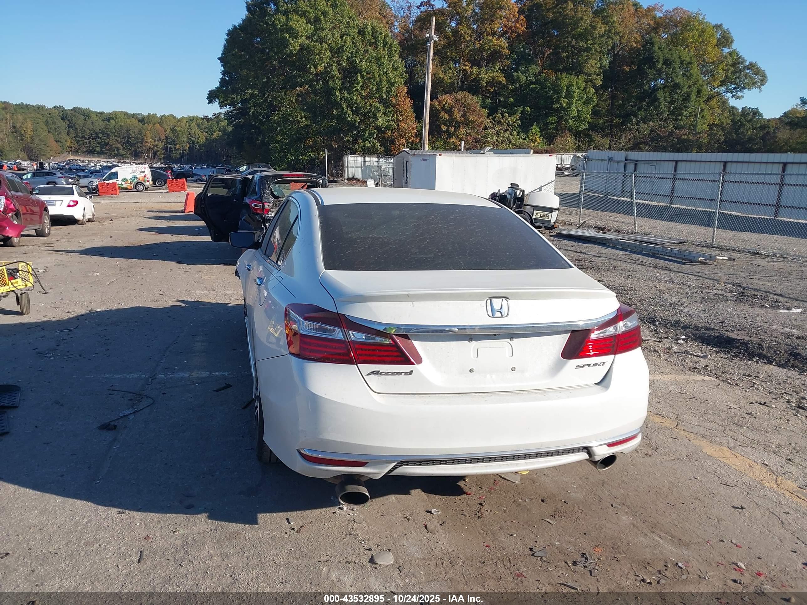 HONDA ACCORD image 3