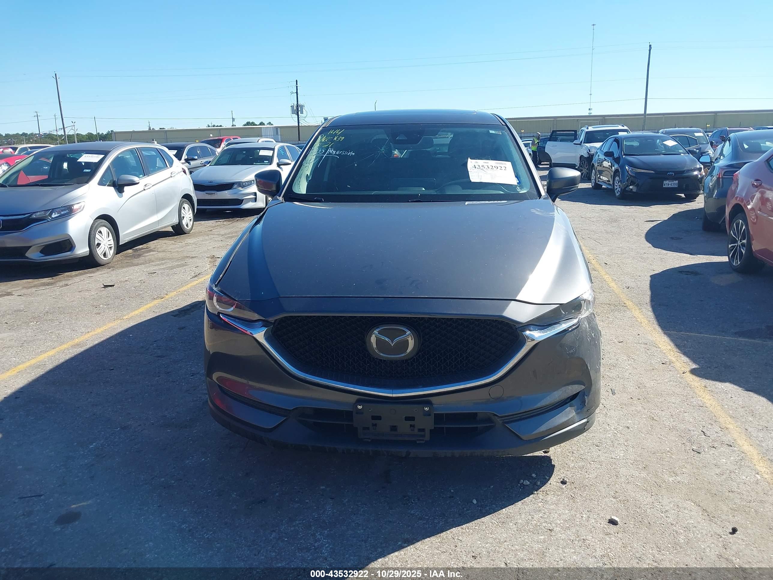 MAZDA CX-5 image 6