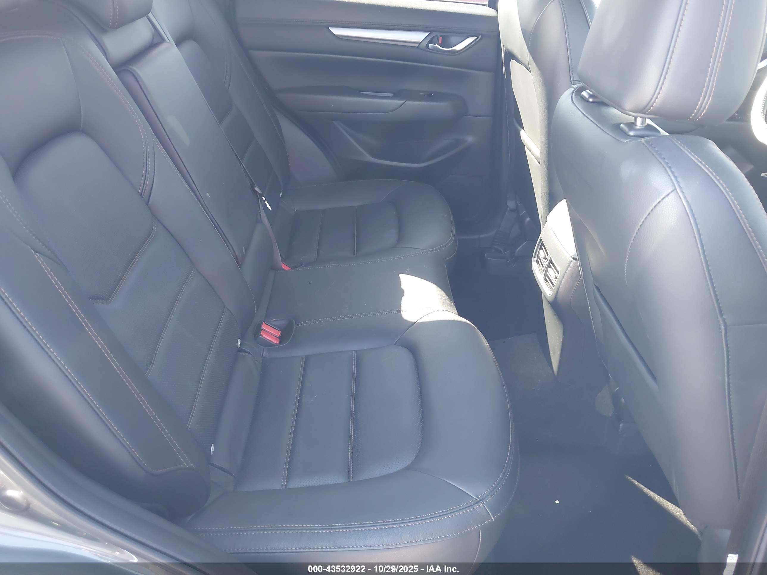 MAZDA CX-5 image 8