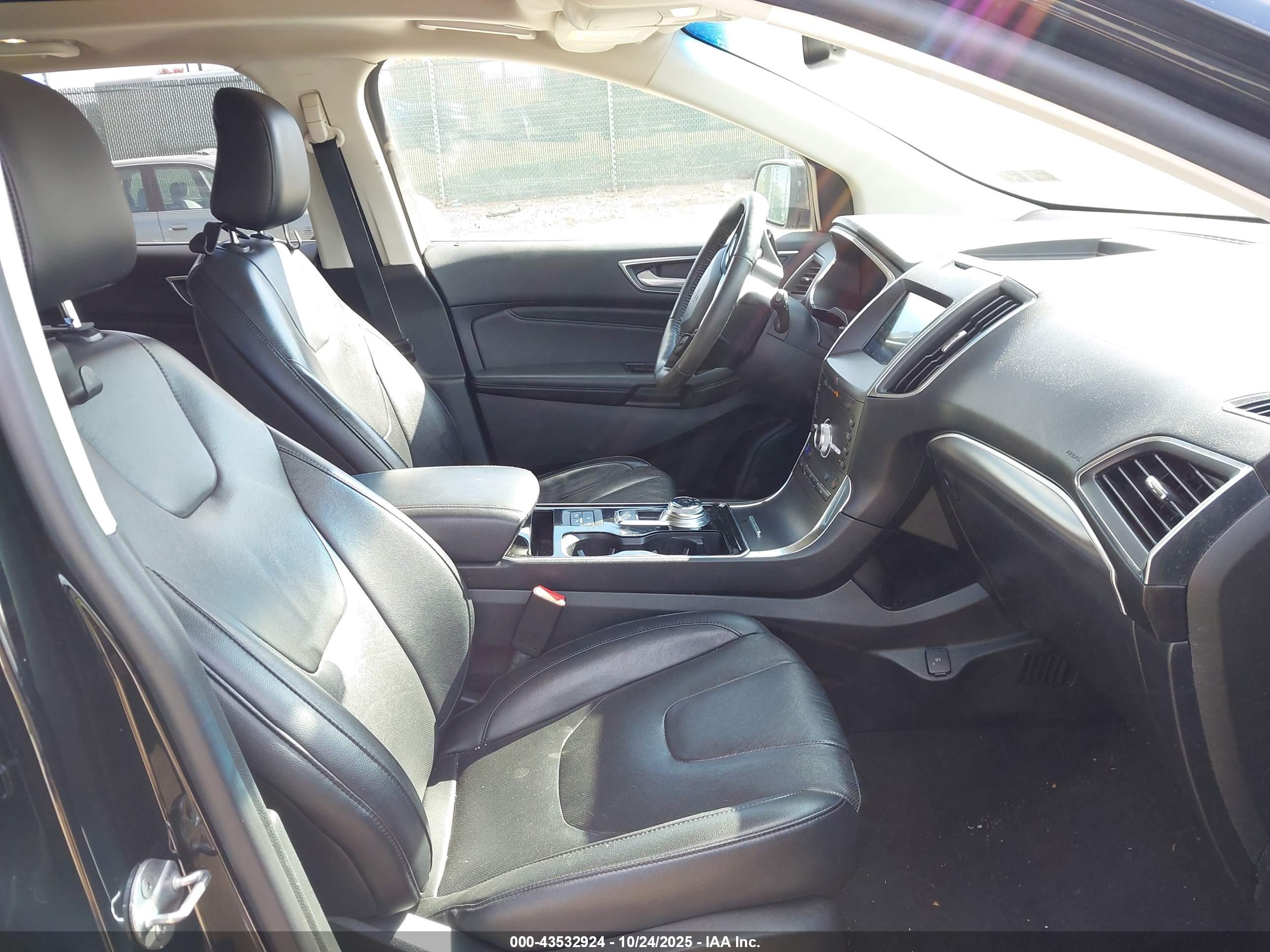 FORD EDGE image 5