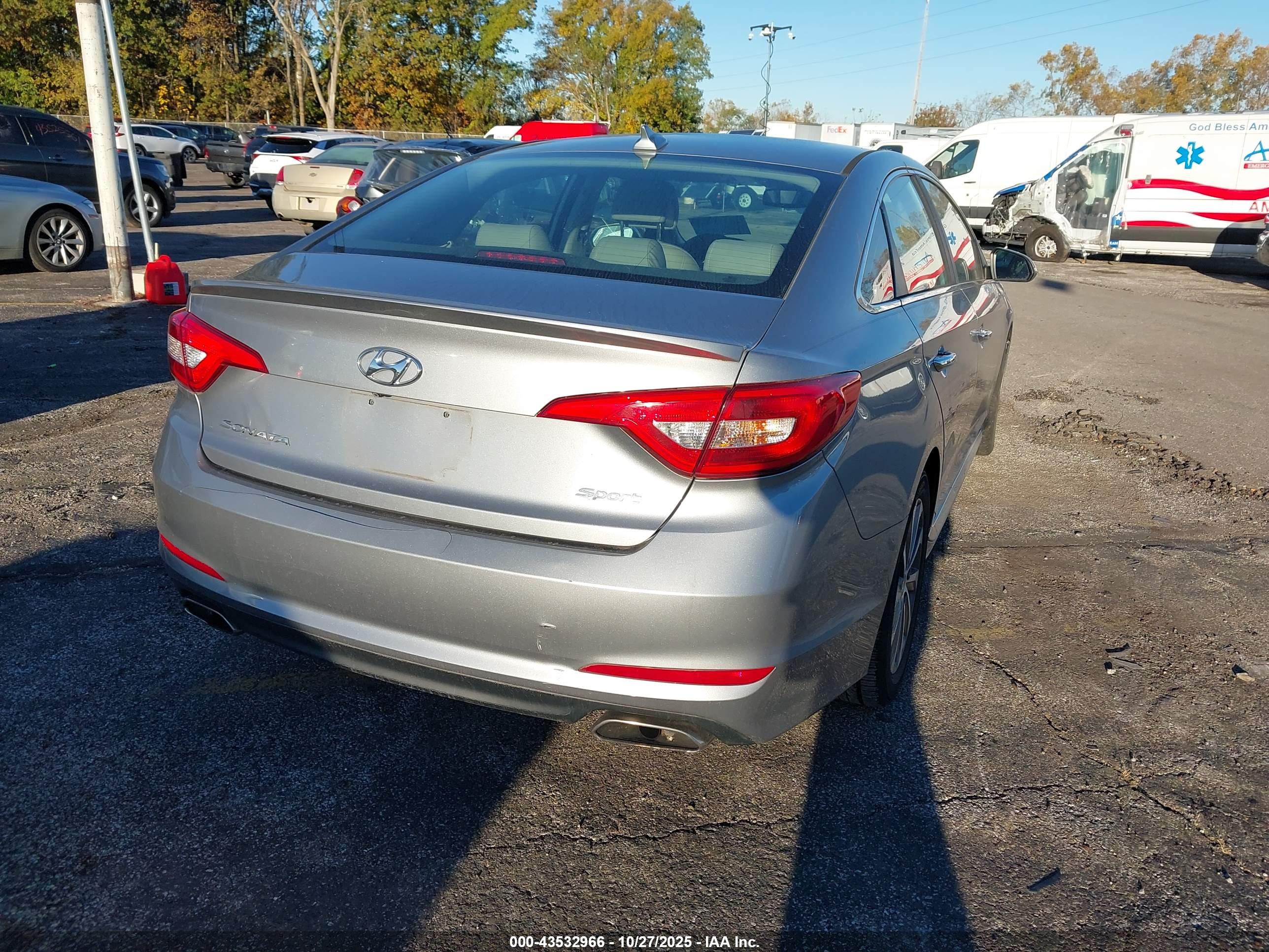 HYUNDAI SONATA image 4