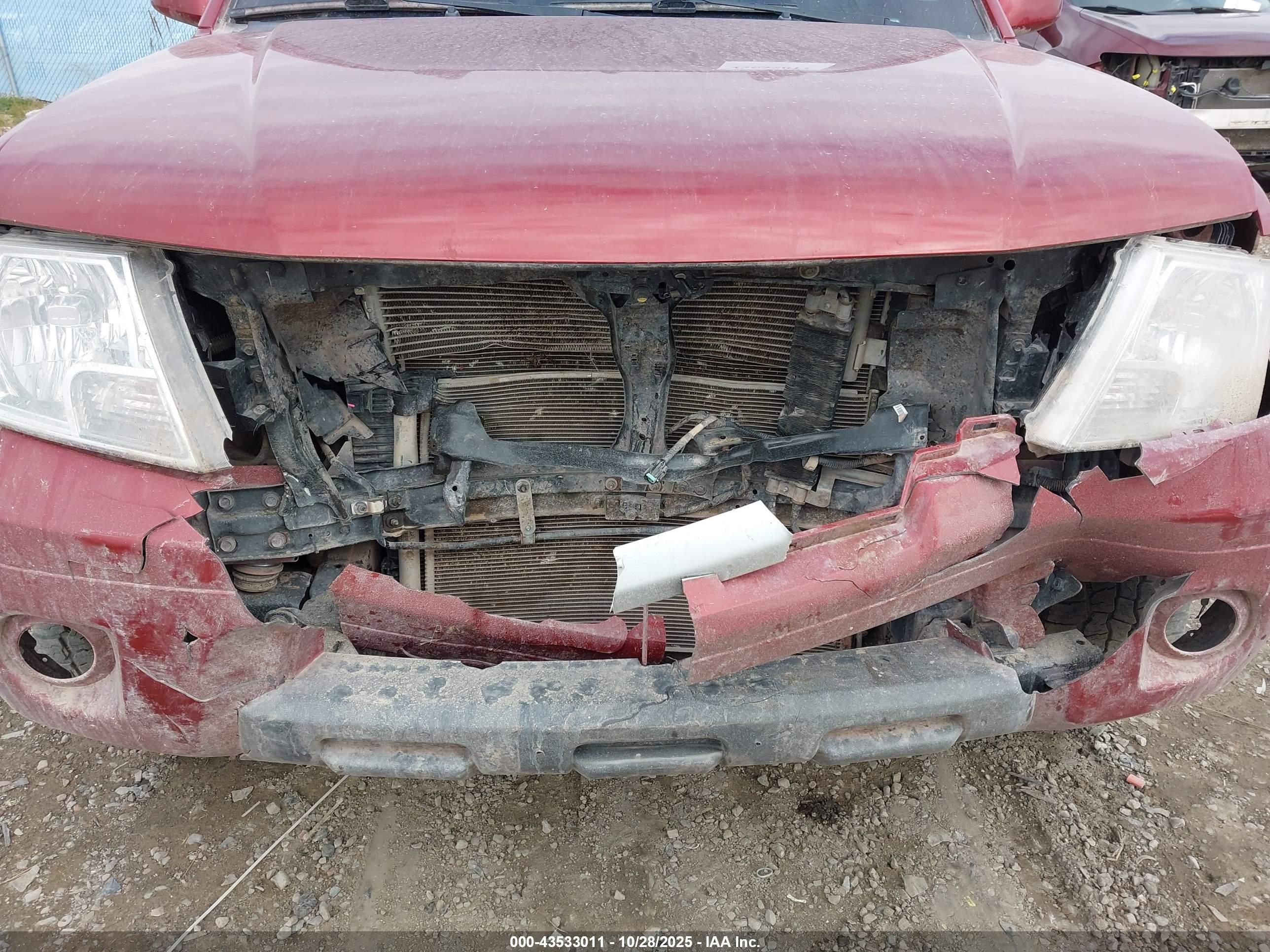 NISSAN FRONTIER image 6