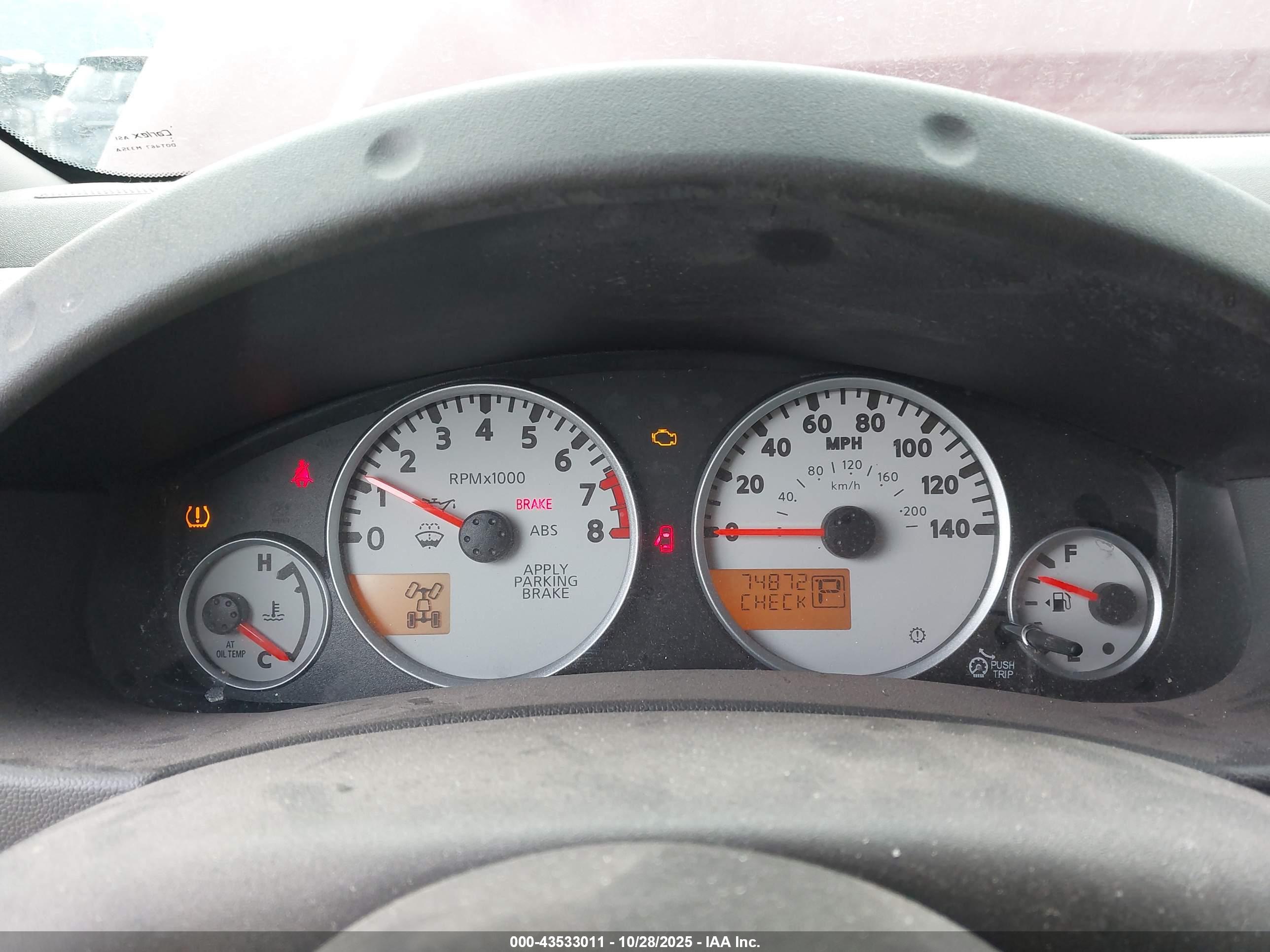 NISSAN FRONTIER image 7