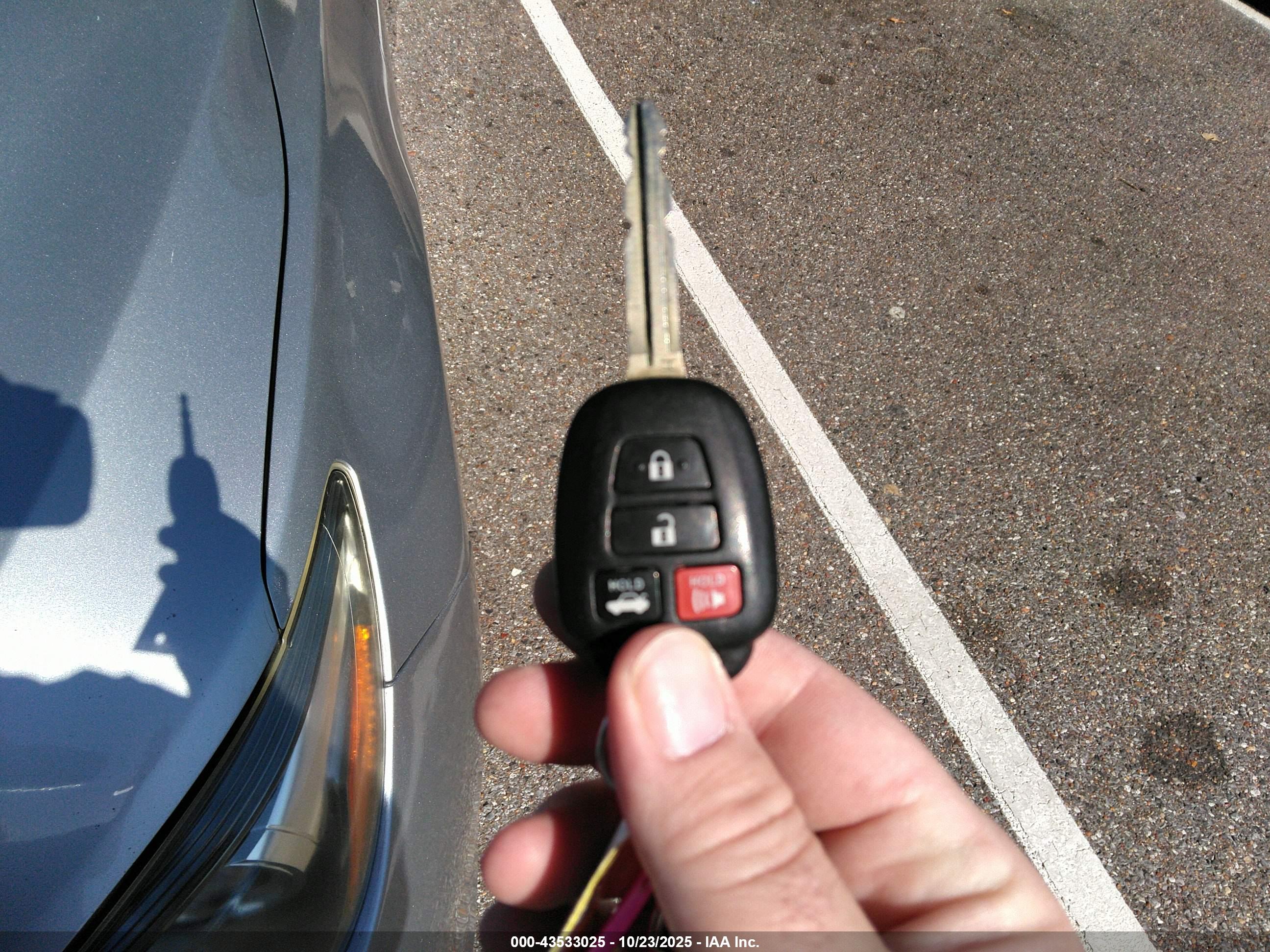 TOYOTA CAMRY image 11