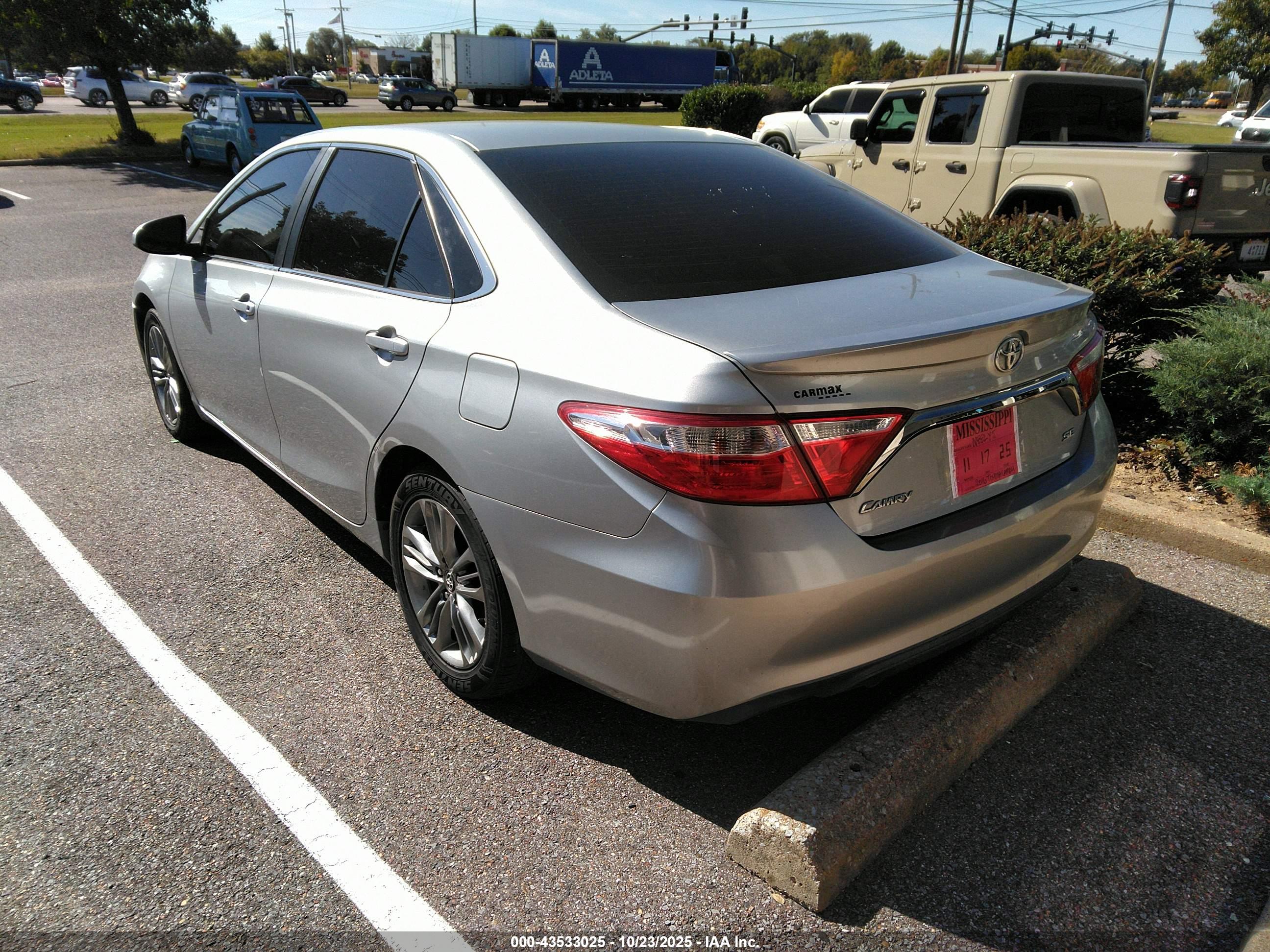 TOYOTA CAMRY image 3