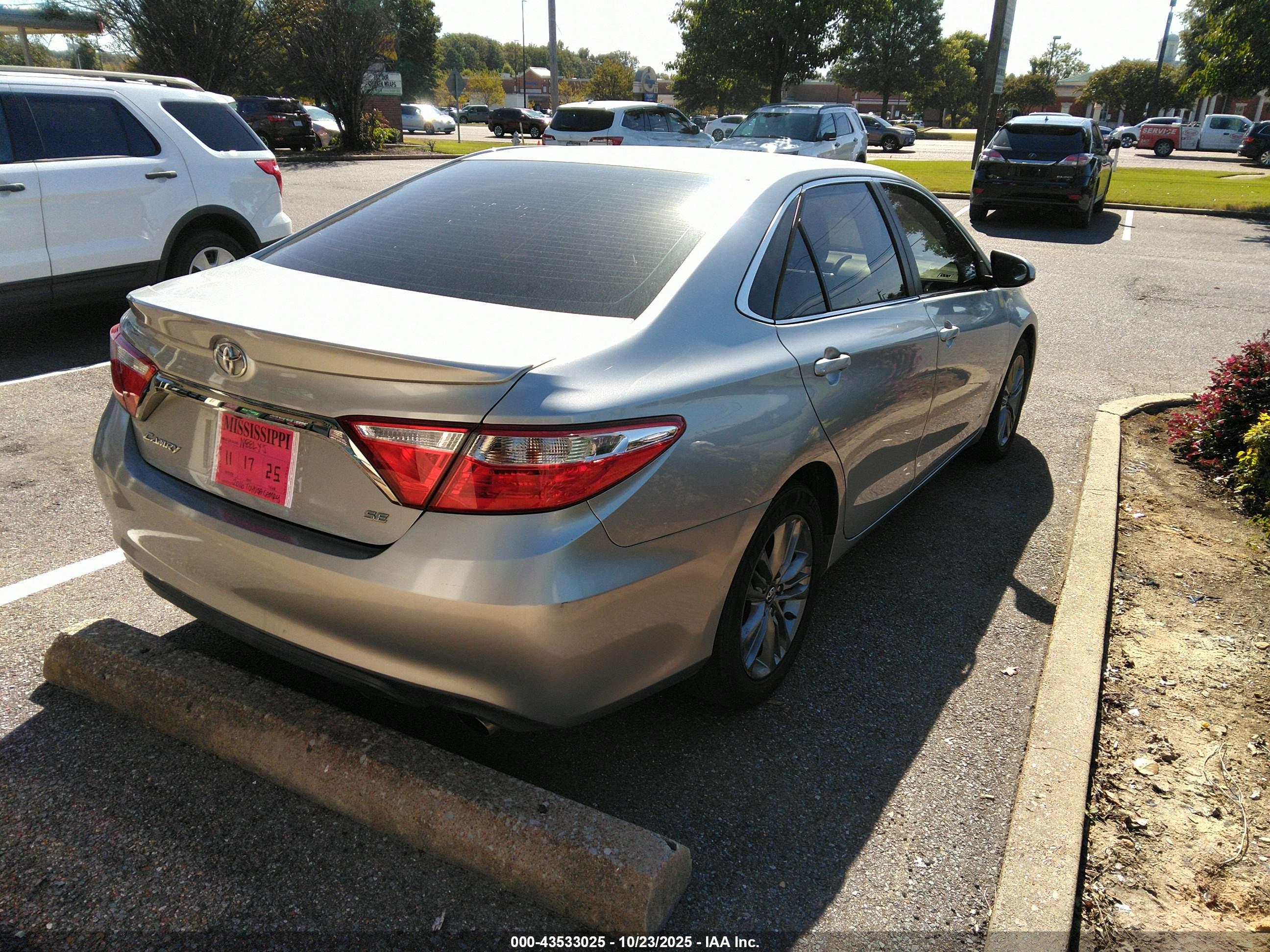 TOYOTA CAMRY image 4